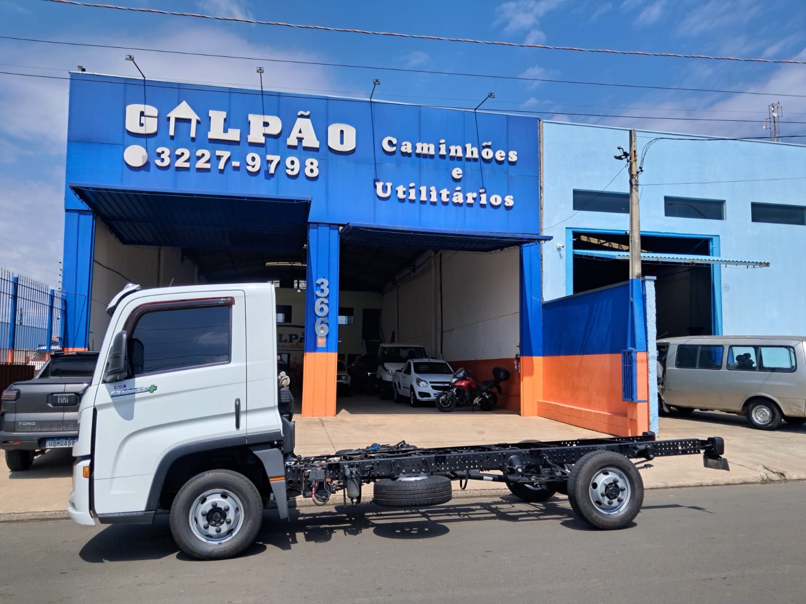 VW - VolksWagen Delivery 3
