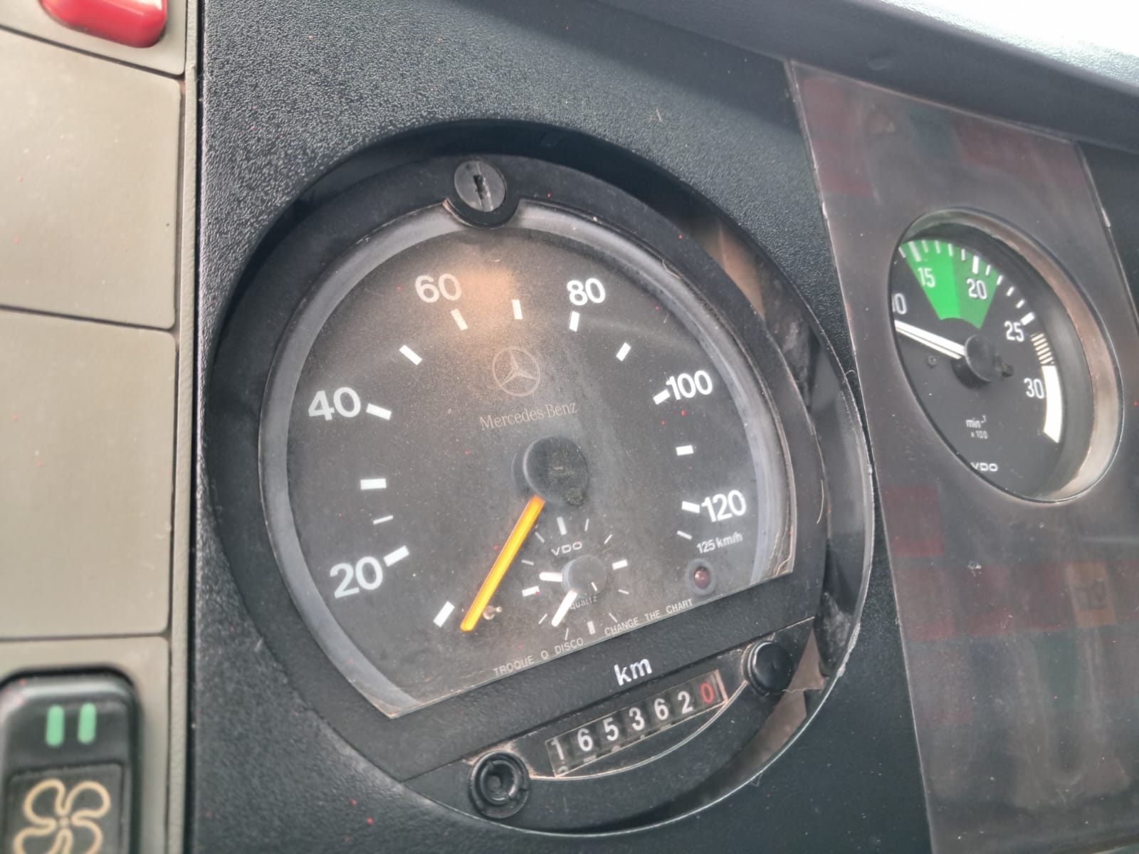 MERCEDES-BENZ 710/ 9