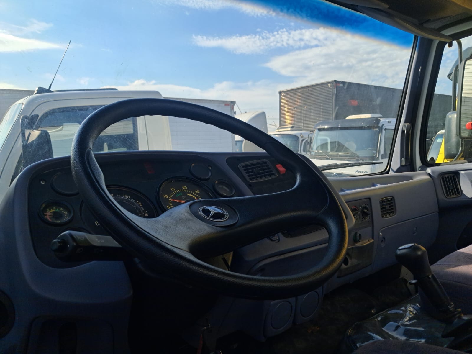 MERCEDES-BENZ 1718 2p 10