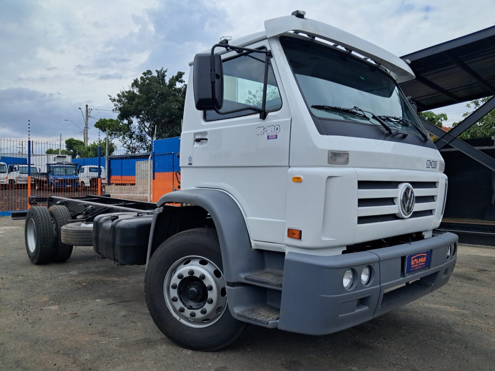 VOLKSWAGEN 15-180/15-180 3