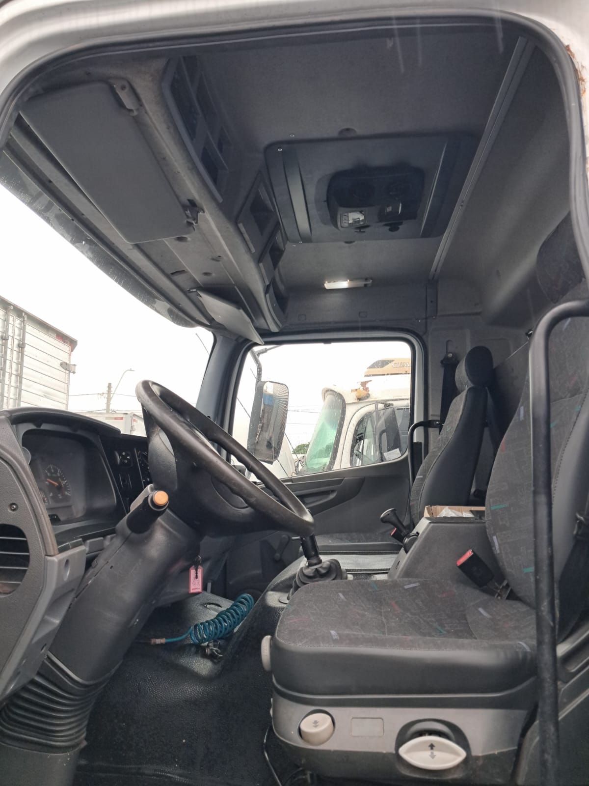 MERCEDES-BENZ ATEGO 4