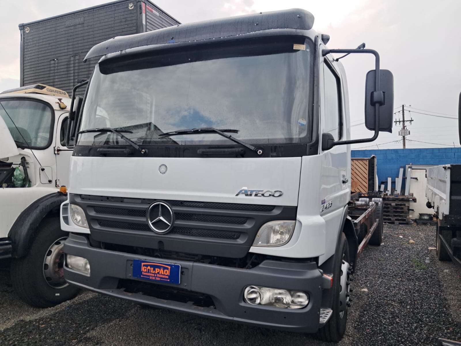 MERCEDES-BENZ ATEGO 8
