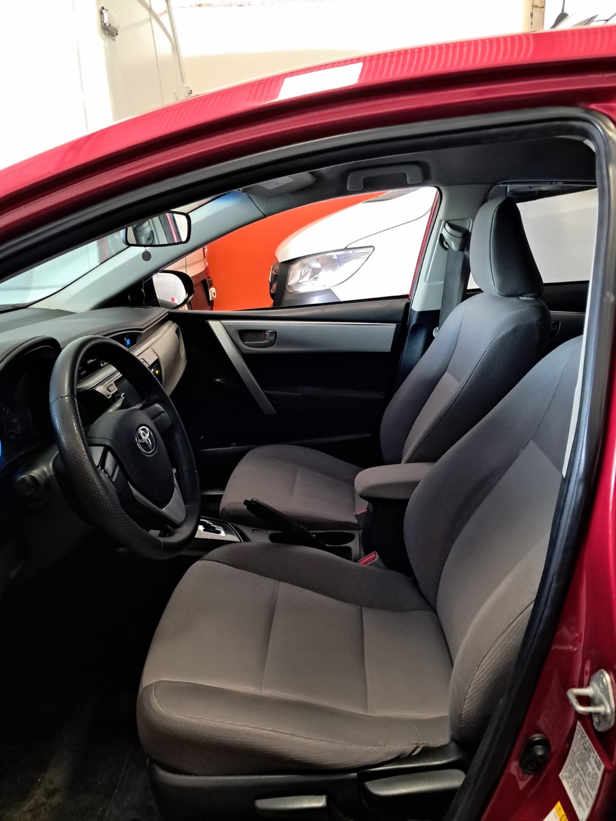 TOYOTA COROLLA 8