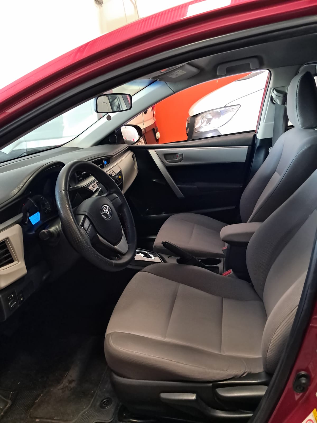 TOYOTA COROLLA 13
