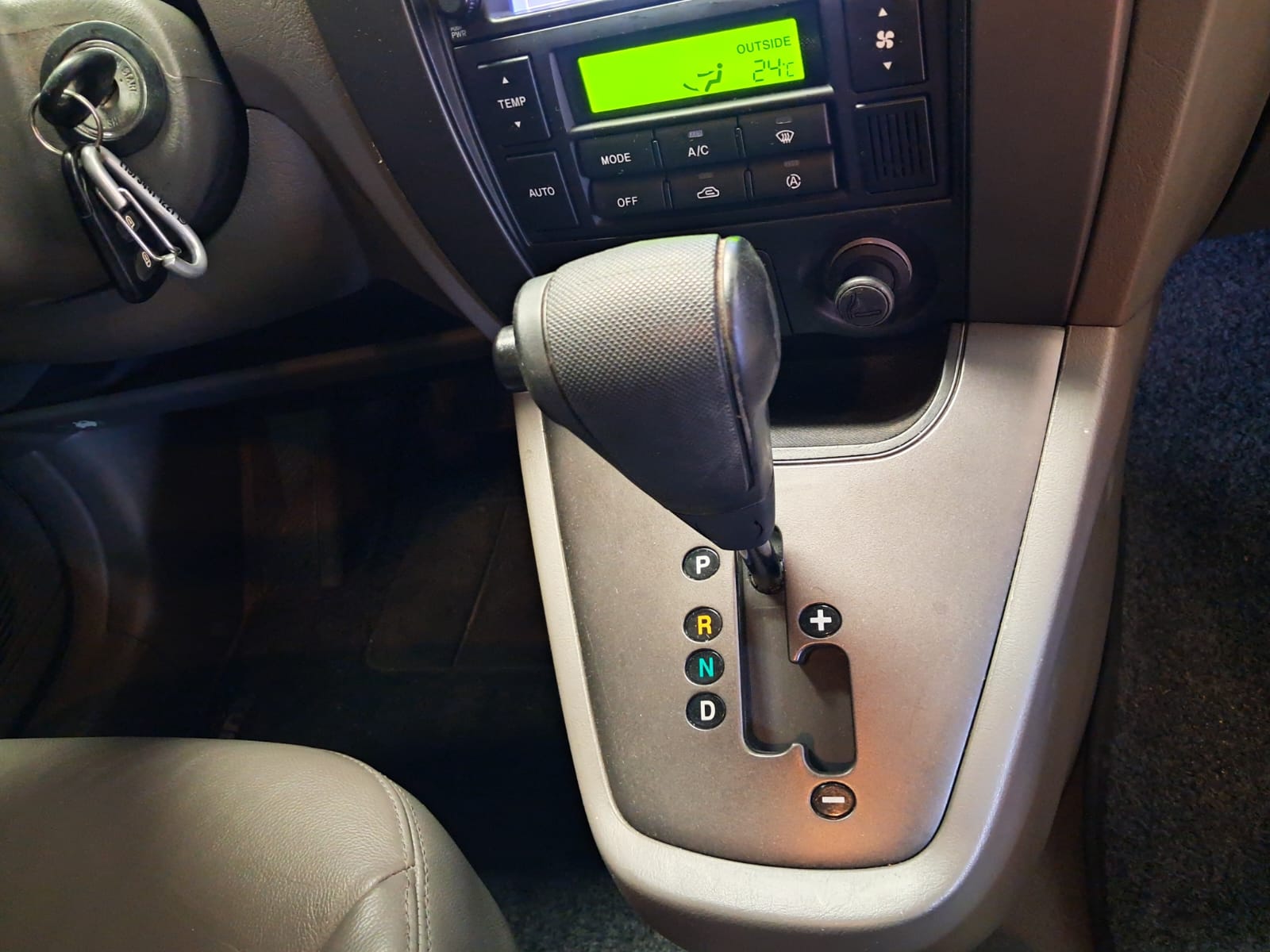 HYUNDAI TUCSON 14