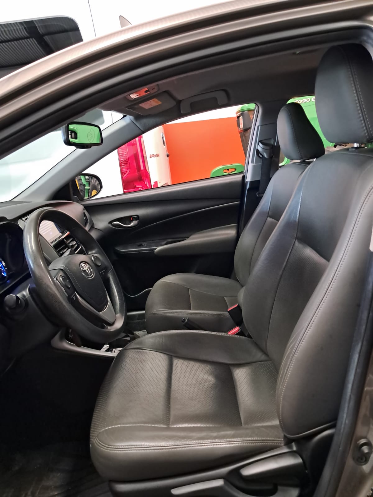 TOYOTA YARIS 7