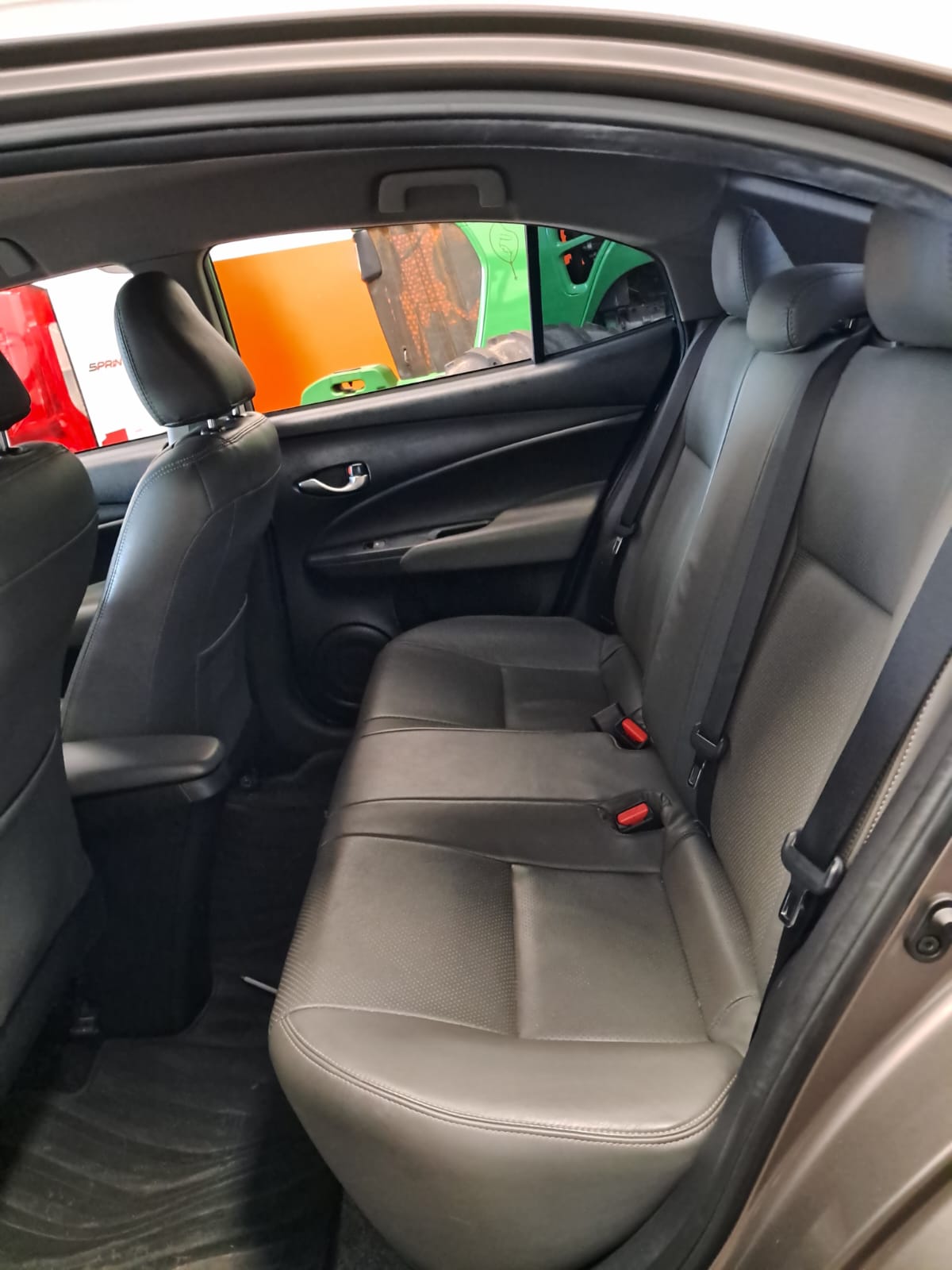 TOYOTA YARIS 10