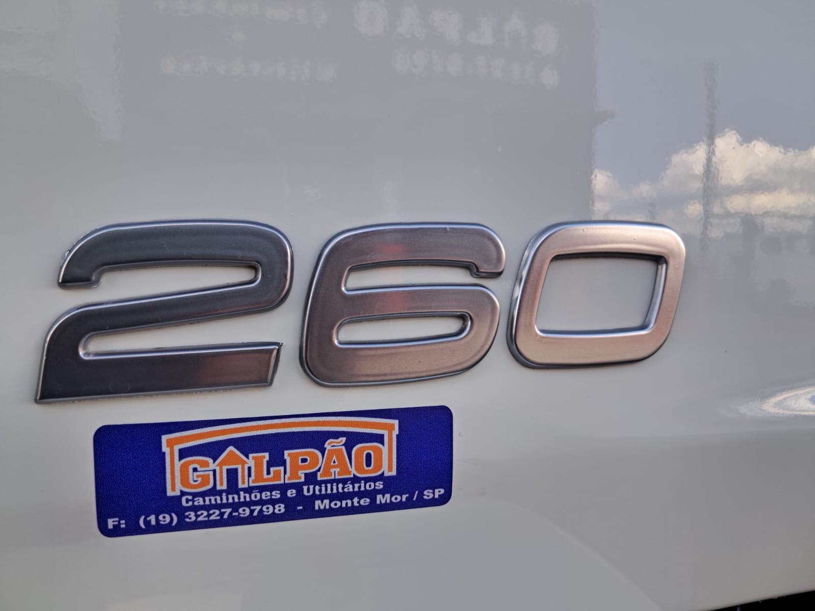 VOLVO VOLVO/VM 260 6X2R 6