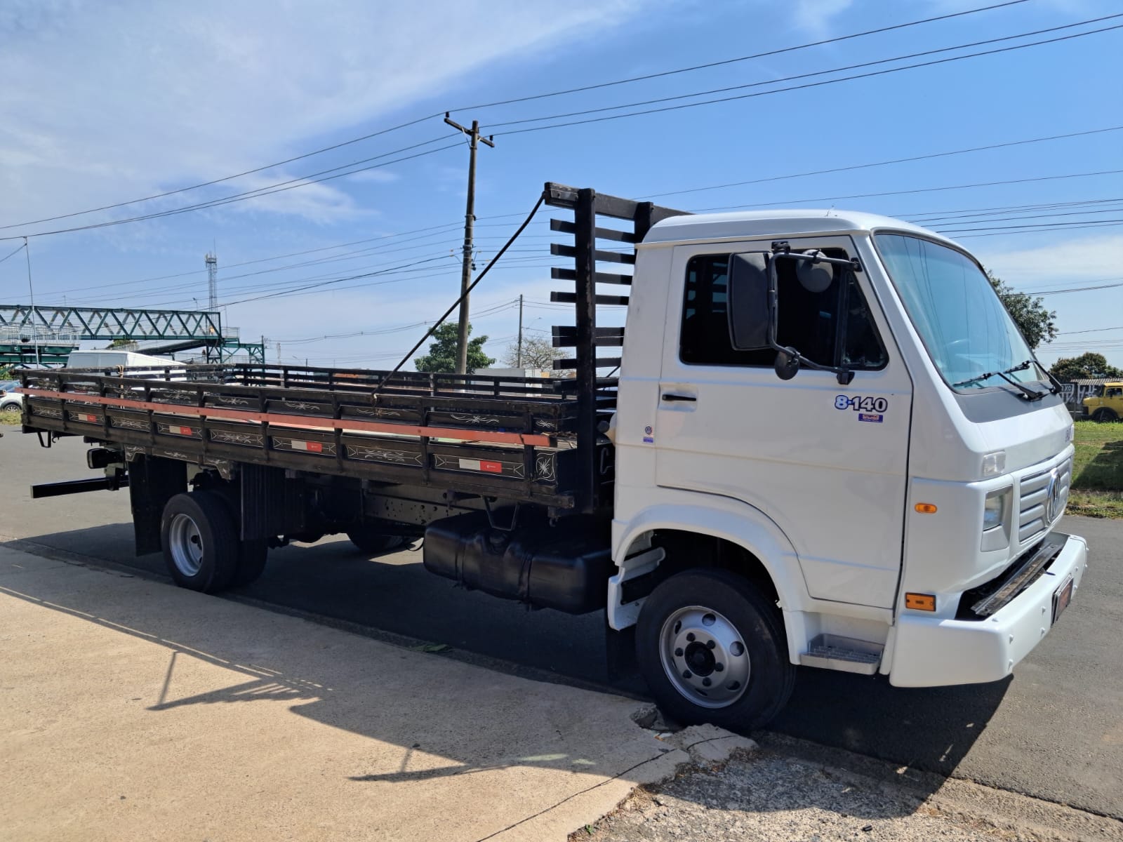 VOLKSWAGEN 8-140 2p 2