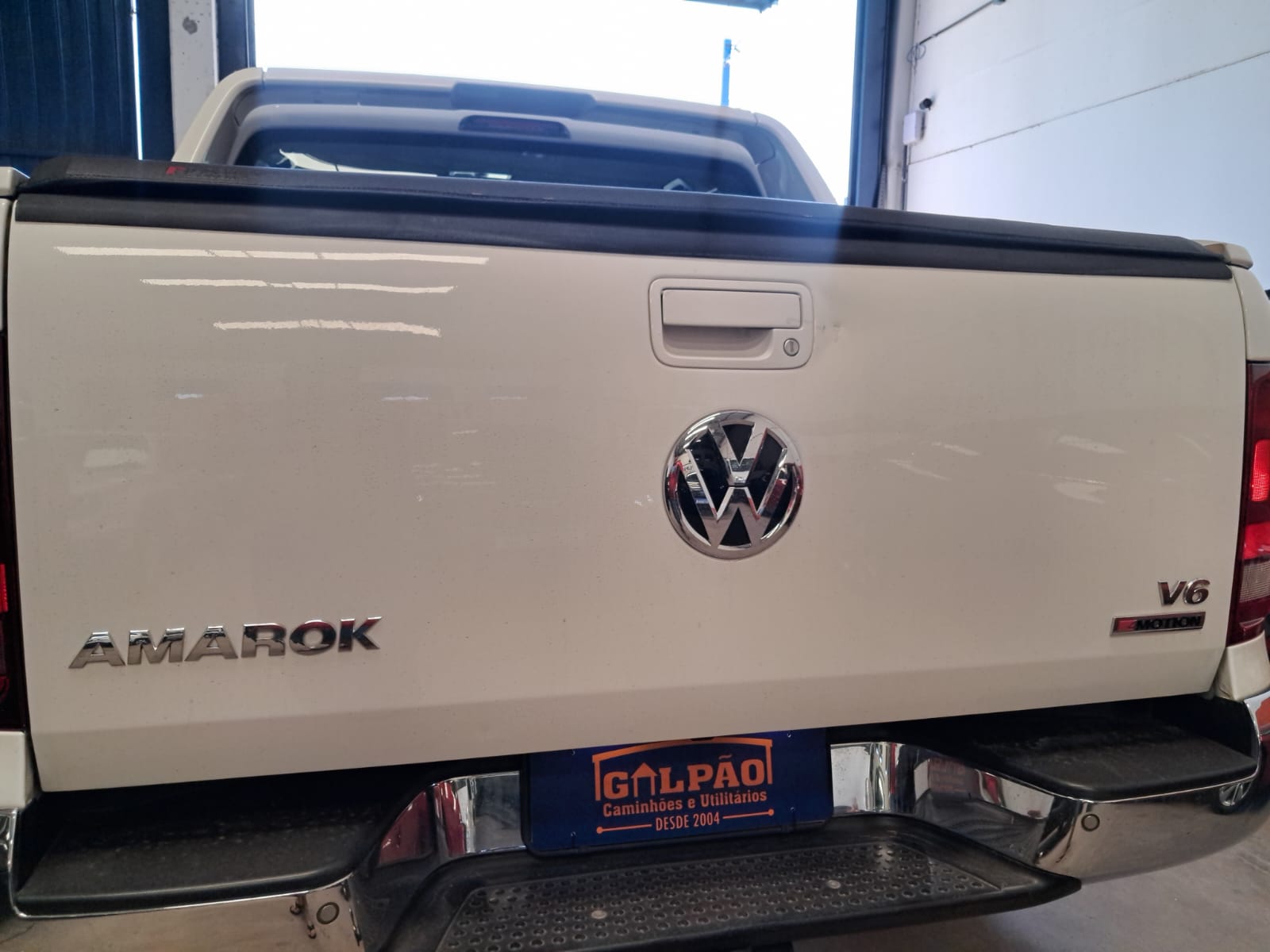 VOLKSWAGEN AMAROK CD 6