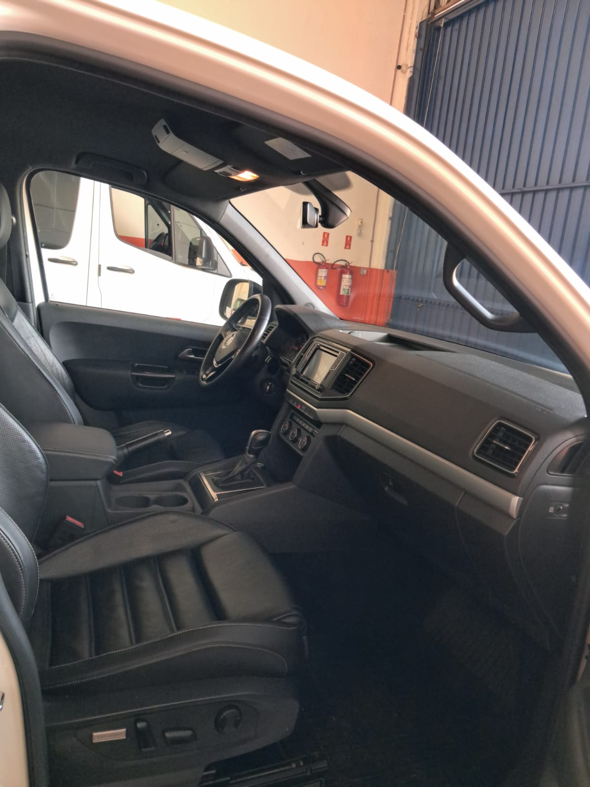 VOLKSWAGEN AMAROK CD 12