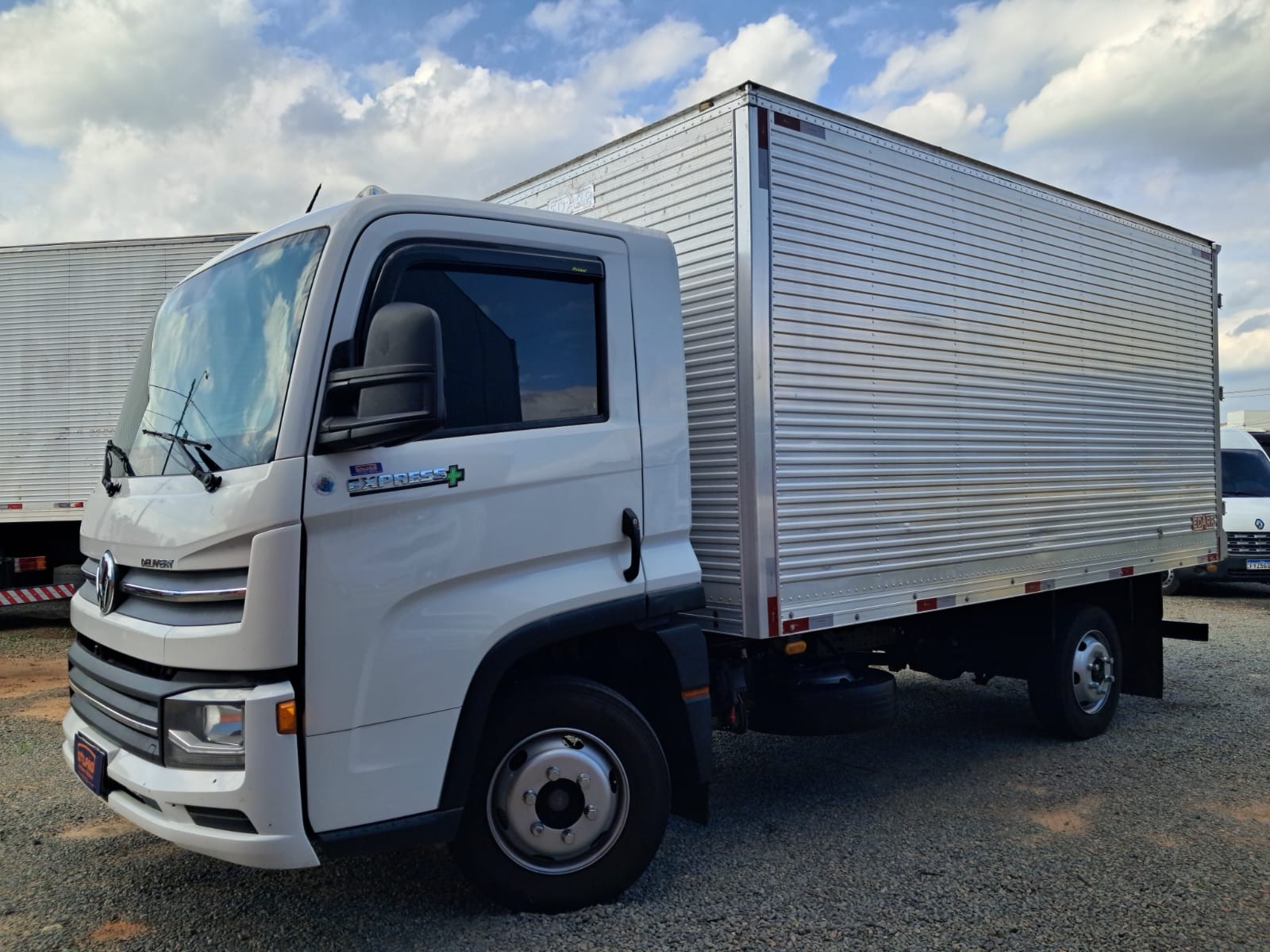 VOLKSWAGEN EXPRESS 12