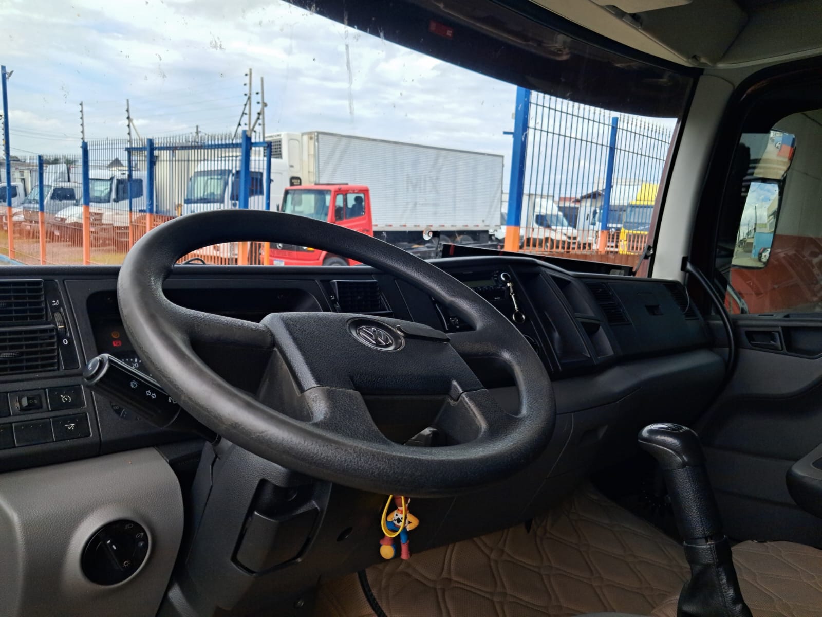 VOLKSWAGEN 24-280 10