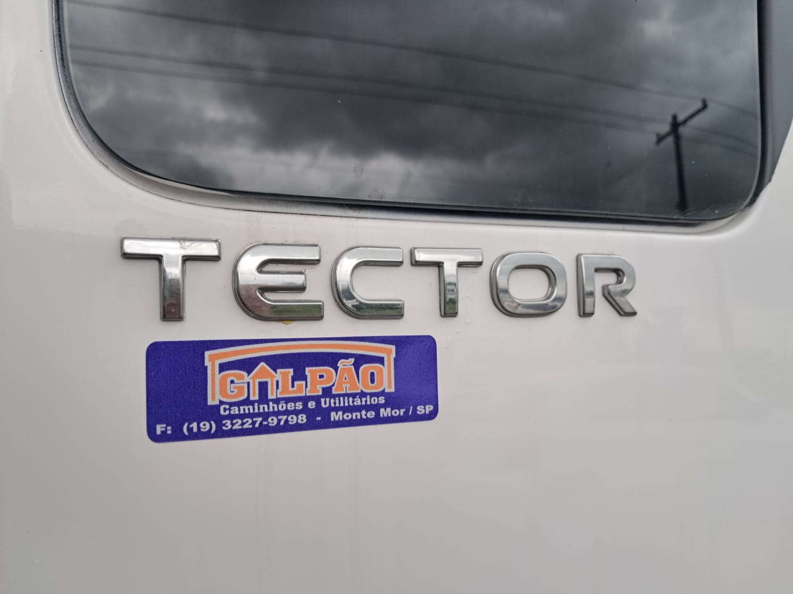 IVECO TECTOR 8