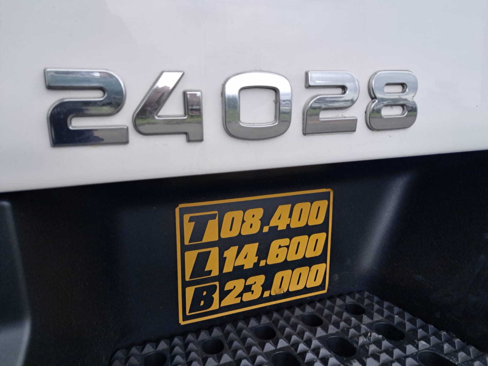 IVECO TECTOR 10