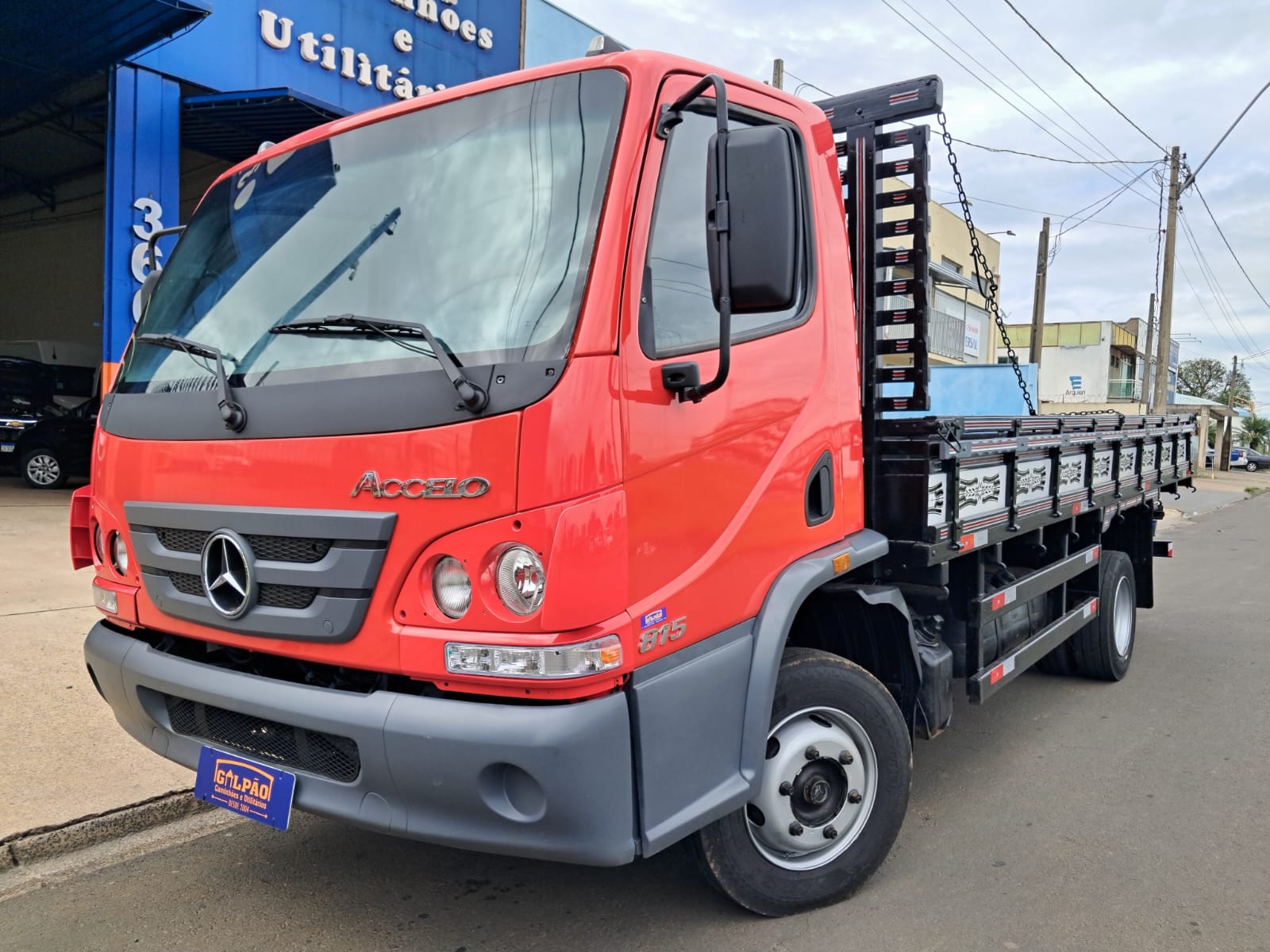 MERCEDES-BENZ ACCELO 2013