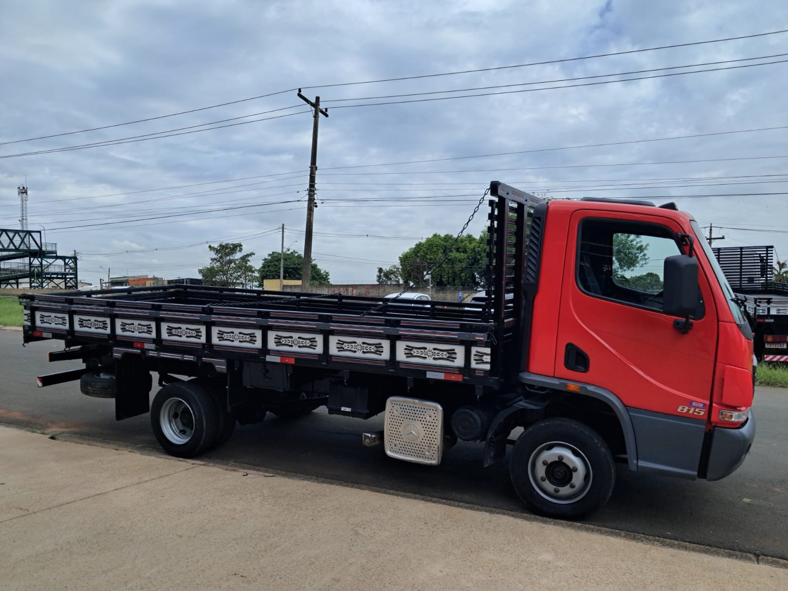 MERCEDES-BENZ ACCELO 7