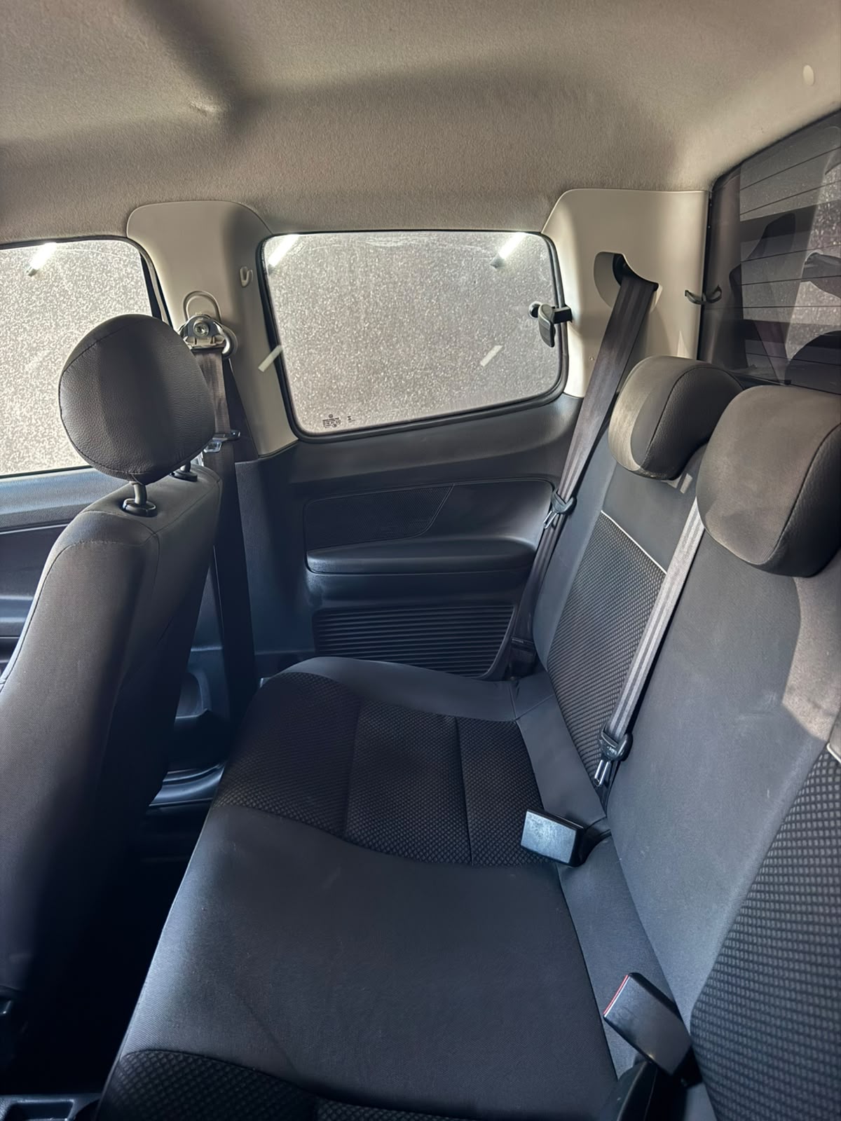 VOLKSWAGEN SAVEIRO CD 9