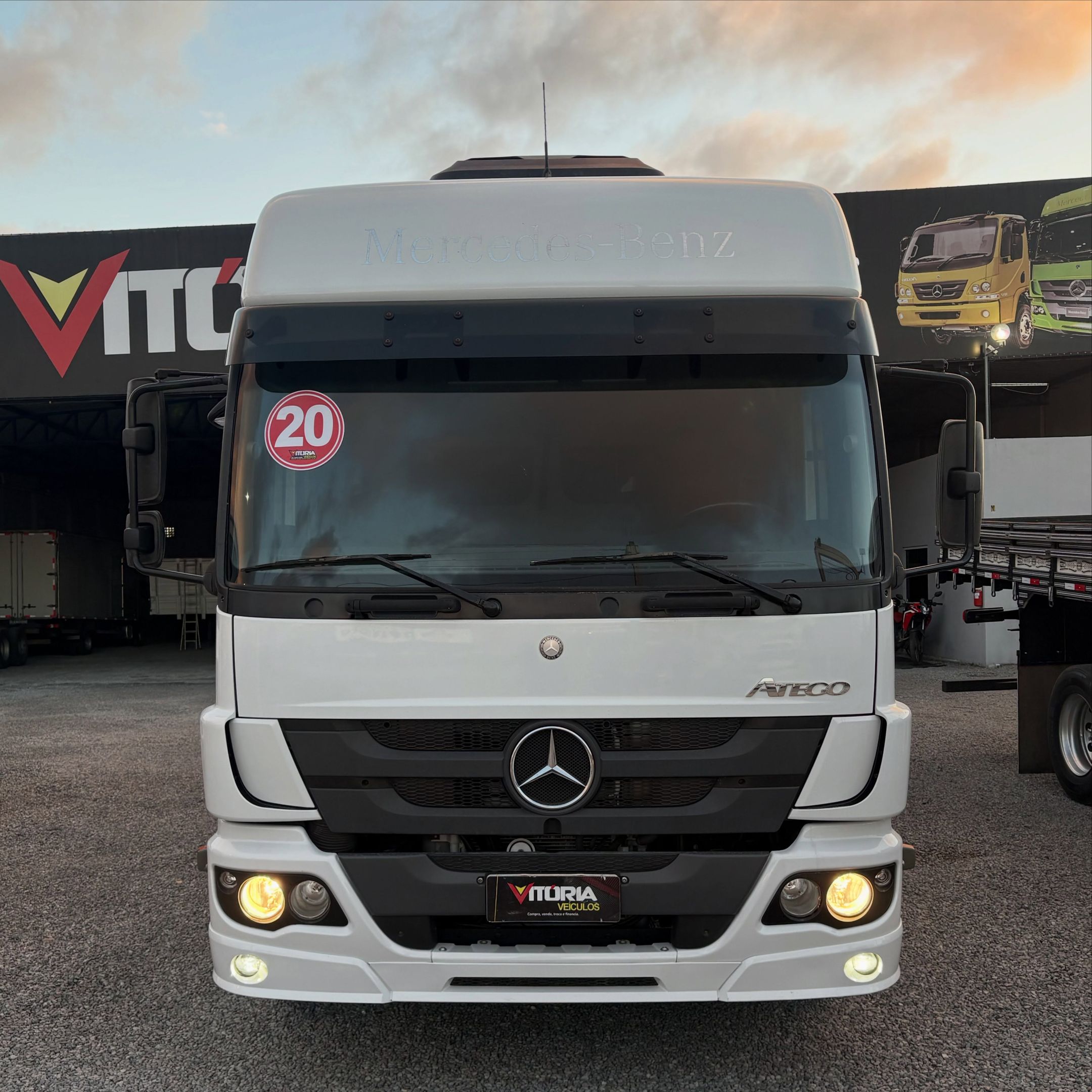 Mercedes-Benz Atego 2
