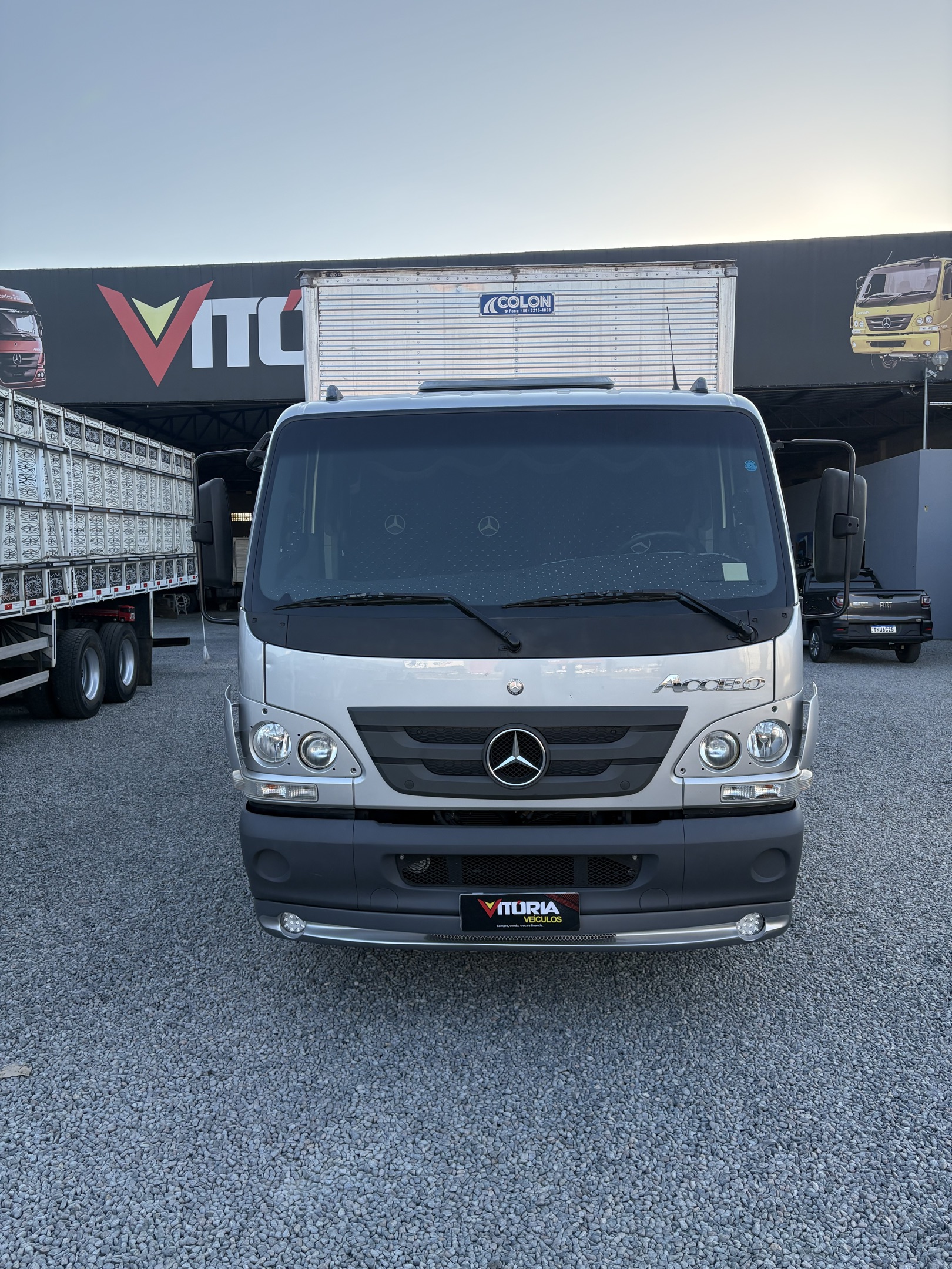MERCEDES-BENZ ACCELO 2