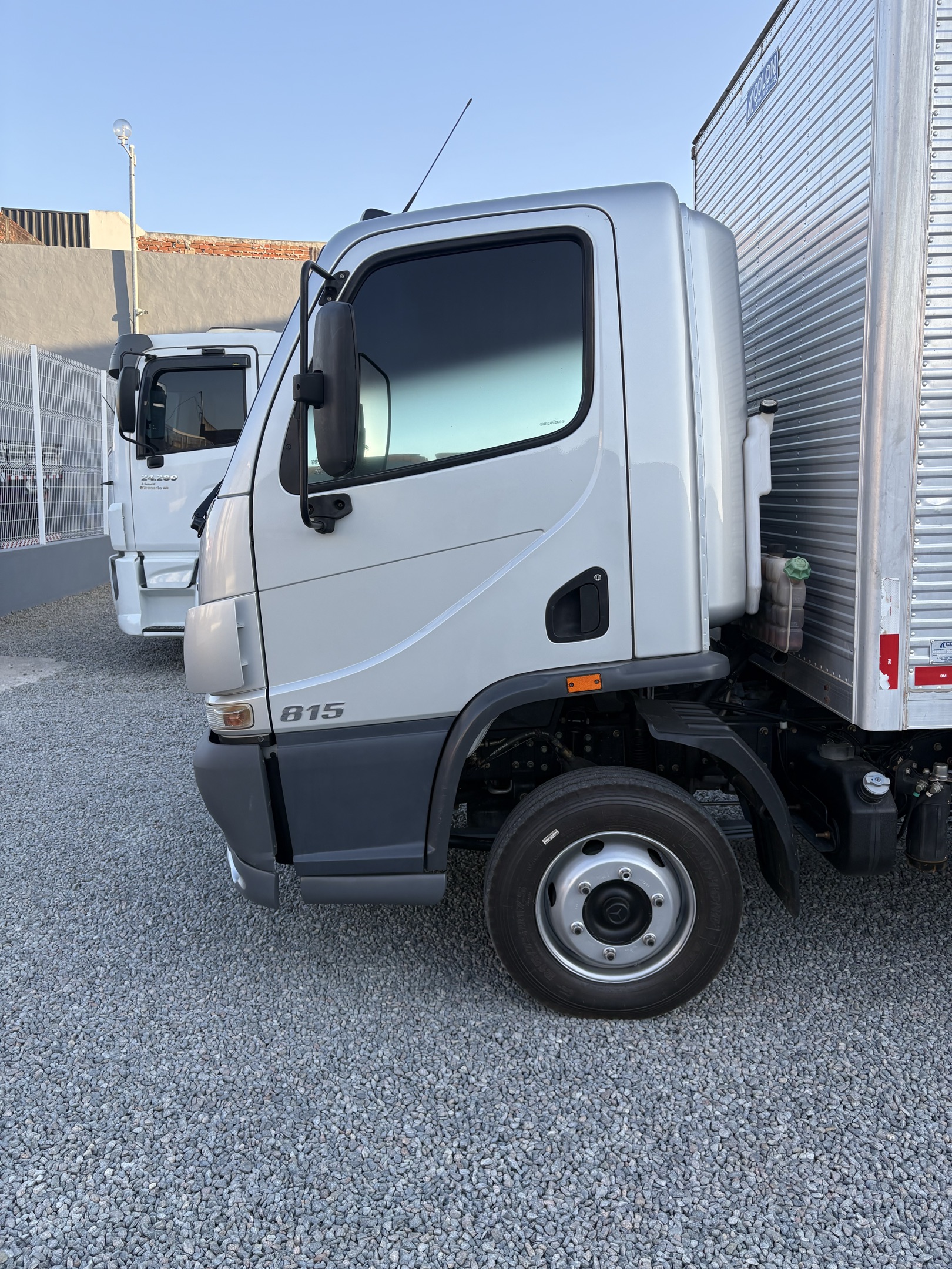 MERCEDES-BENZ ACCELO 6