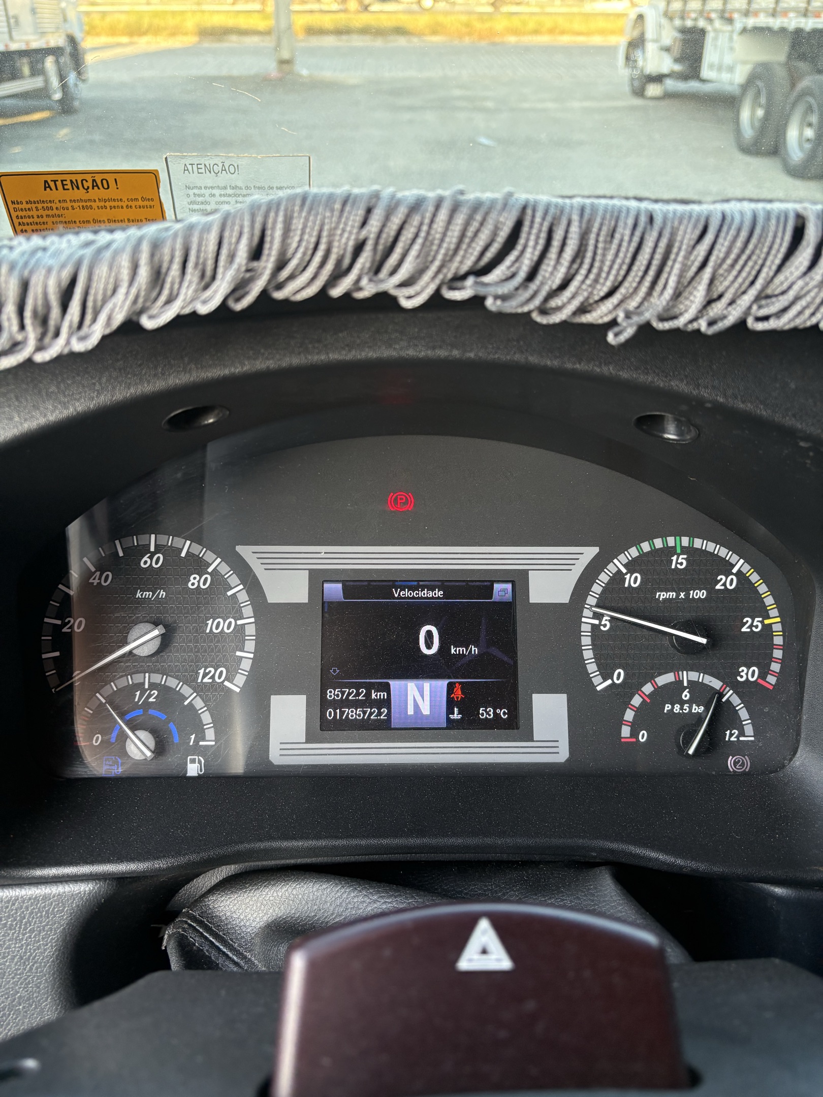 MERCEDES-BENZ ACCELO 10