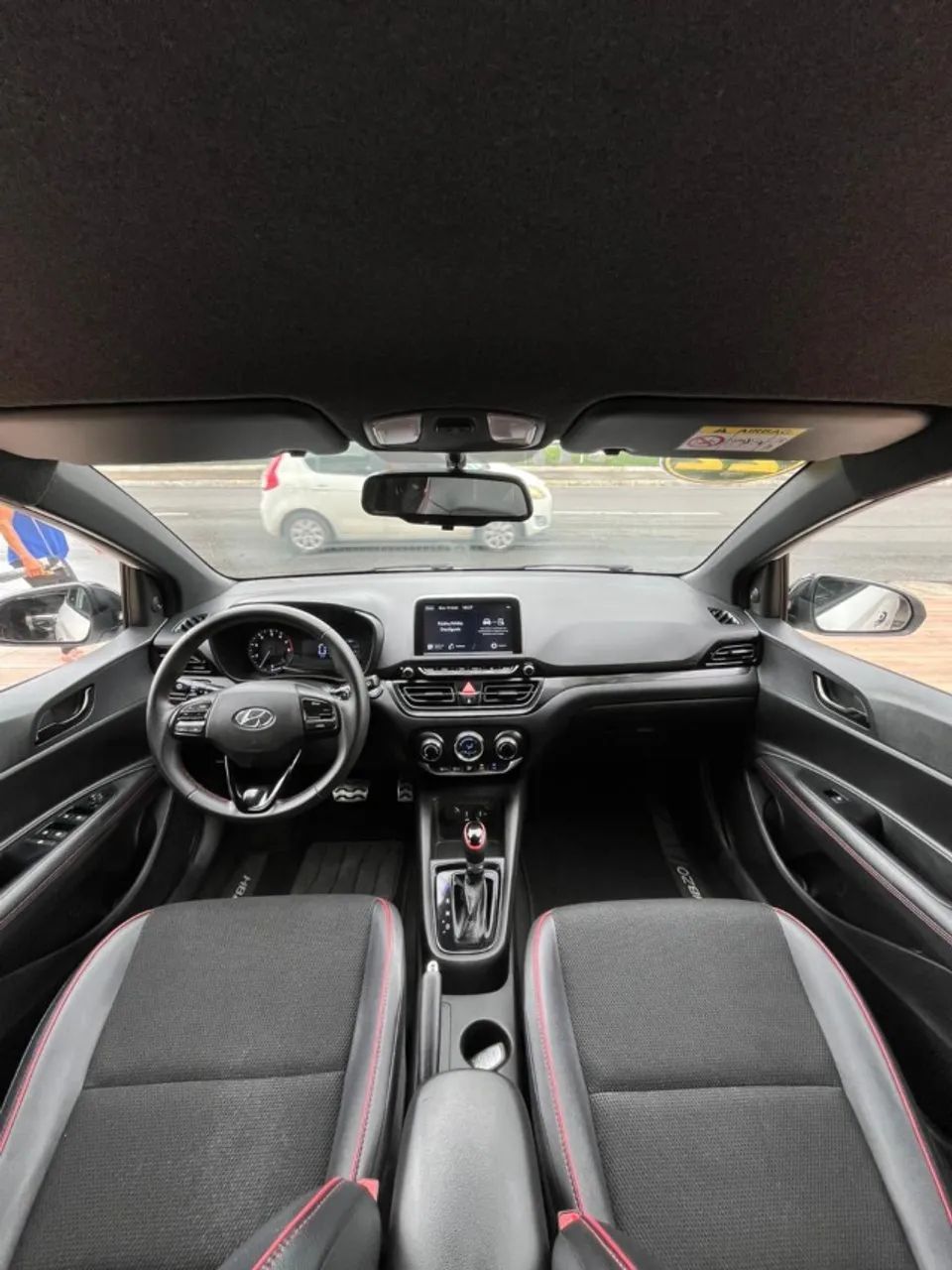 Hyundai HB20 8
