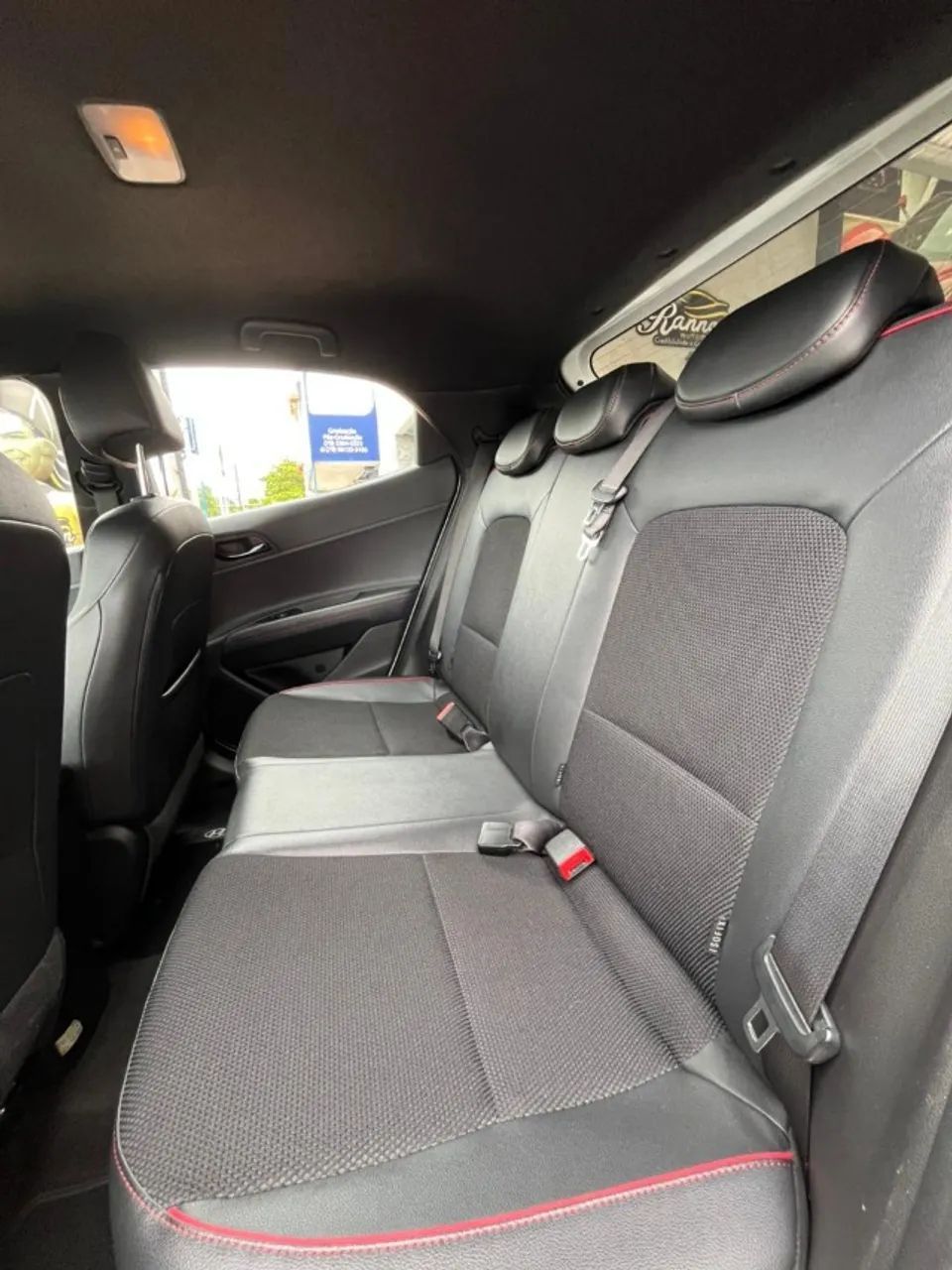 Hyundai HB20 10