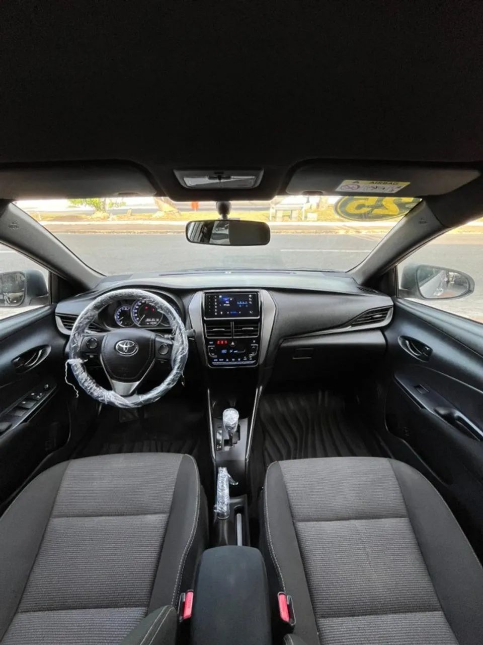 Toyota YARIS 8