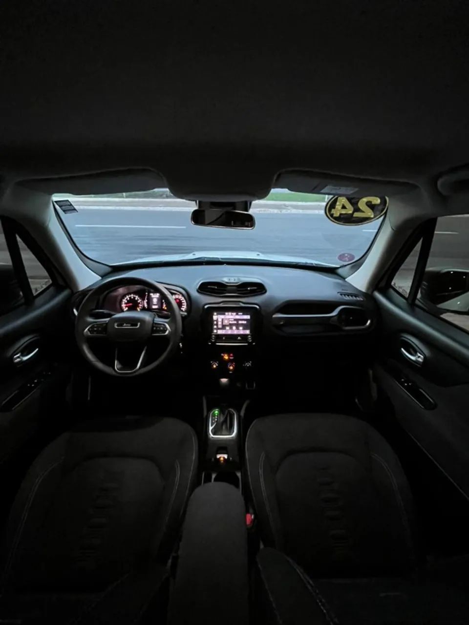 Jeep RENEGADE 8