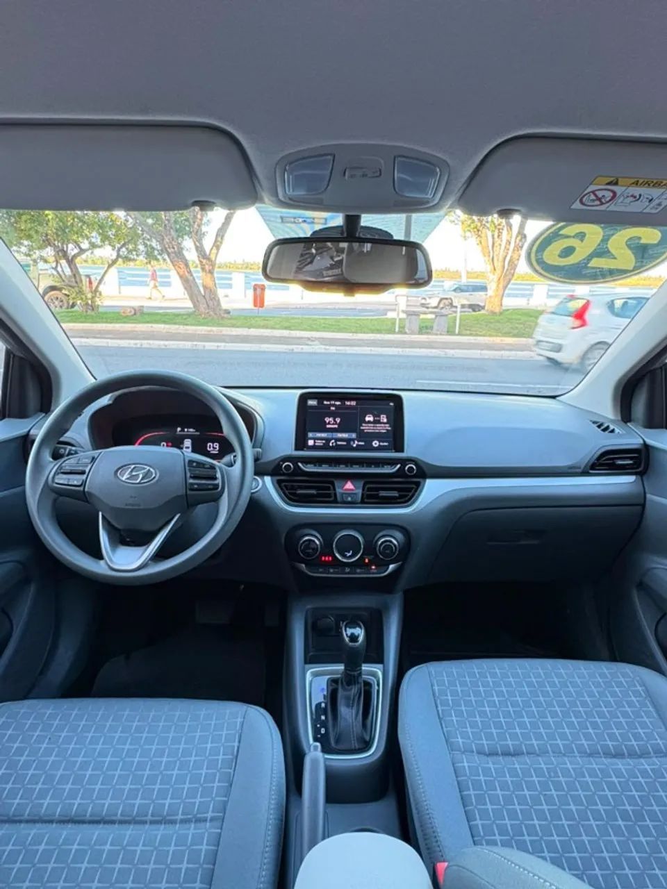 Hyundai HB20S 7