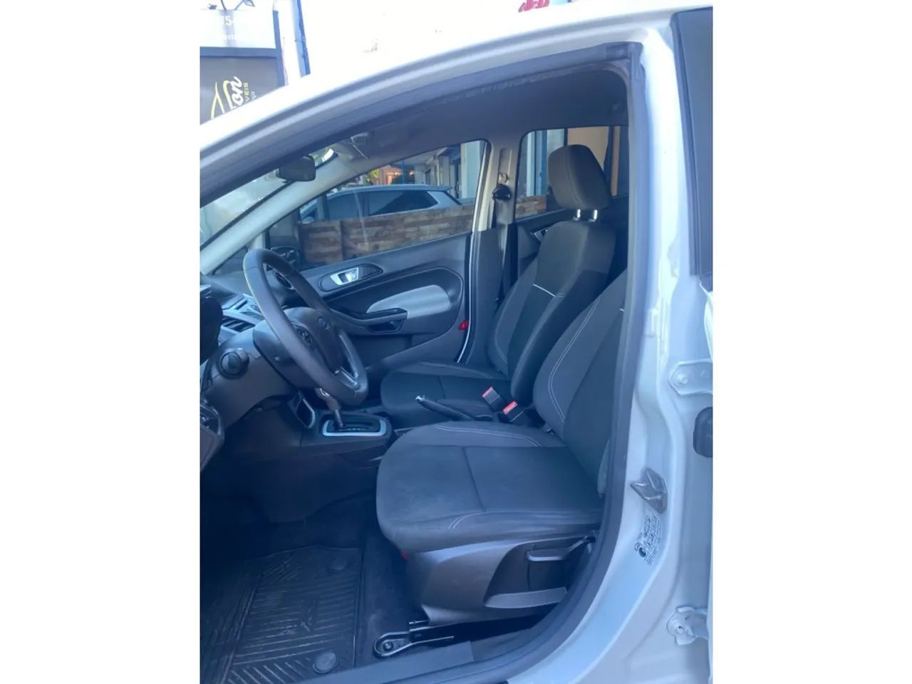 Ford FIESTA 8
