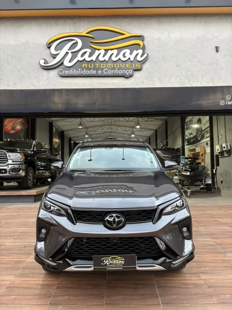 Toyota HILUX 1