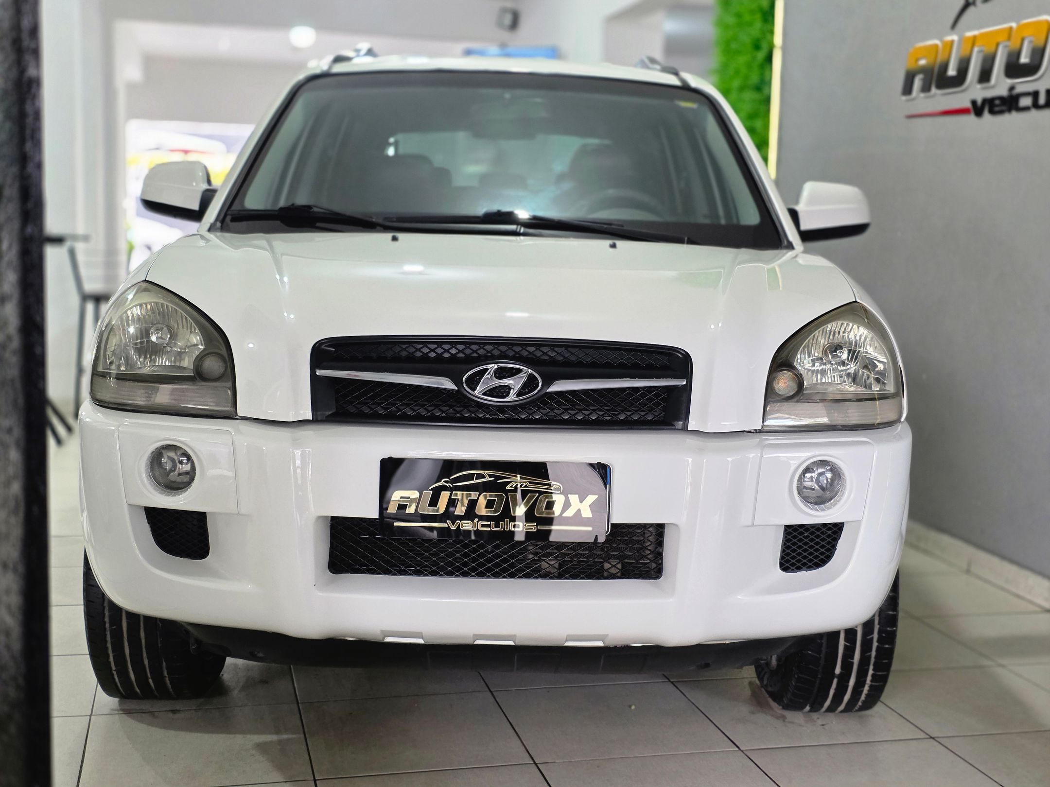 HYUNDAI TUCSON 4