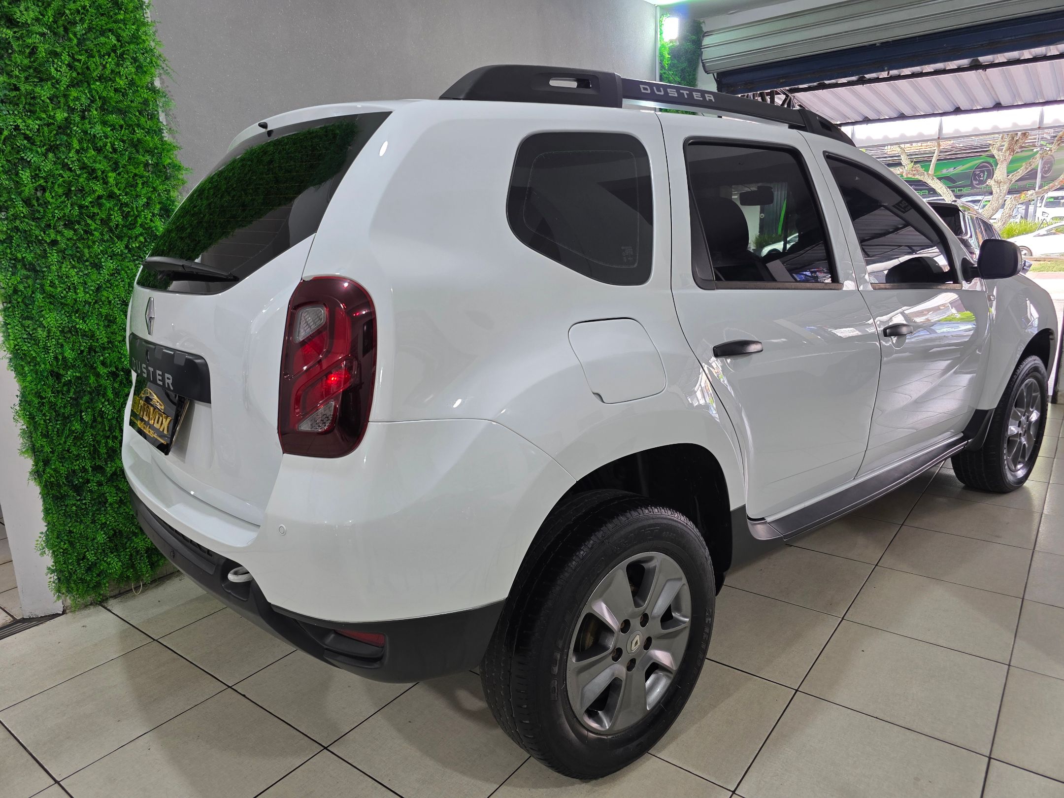 RENAULT DUSTER 16 6