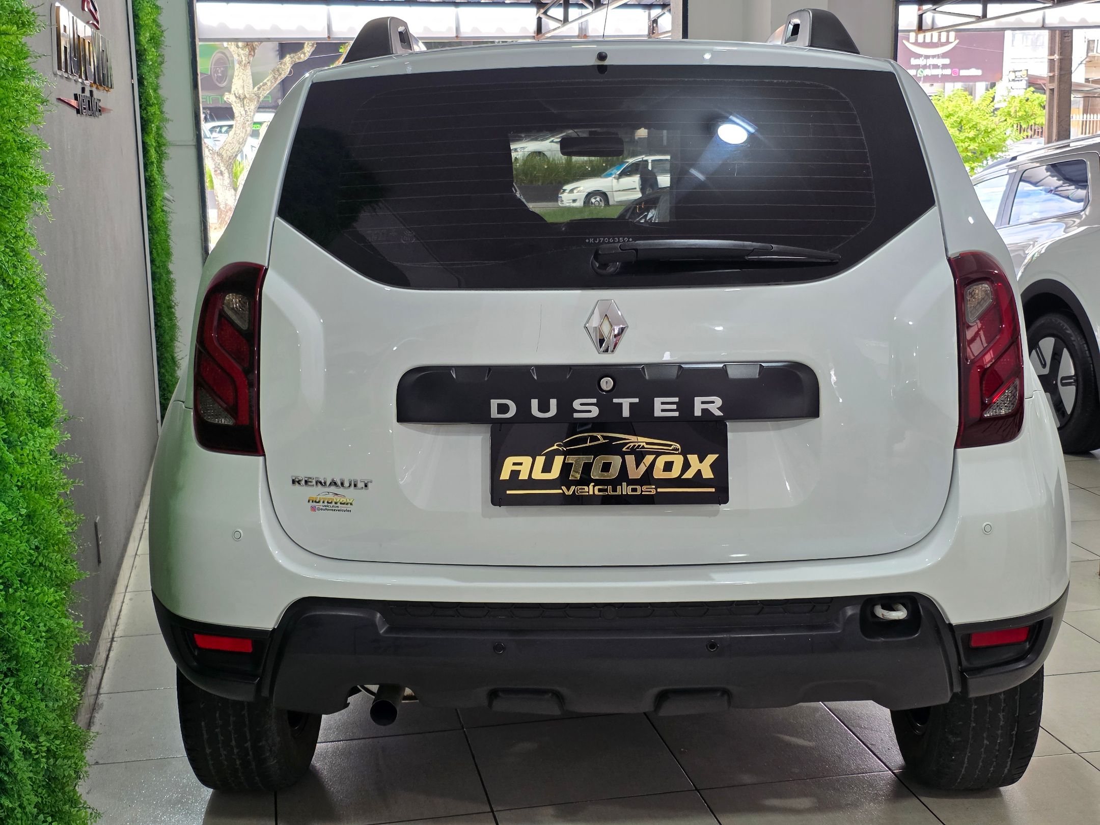 RENAULT DUSTER 16 7