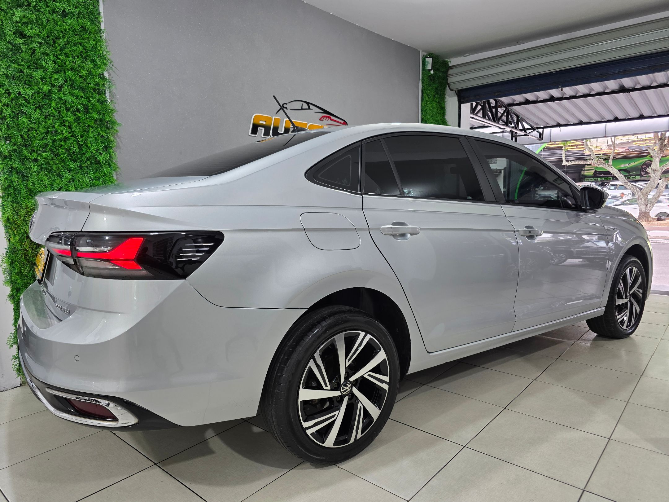 VOLKSWAGEN VIRTUS 8