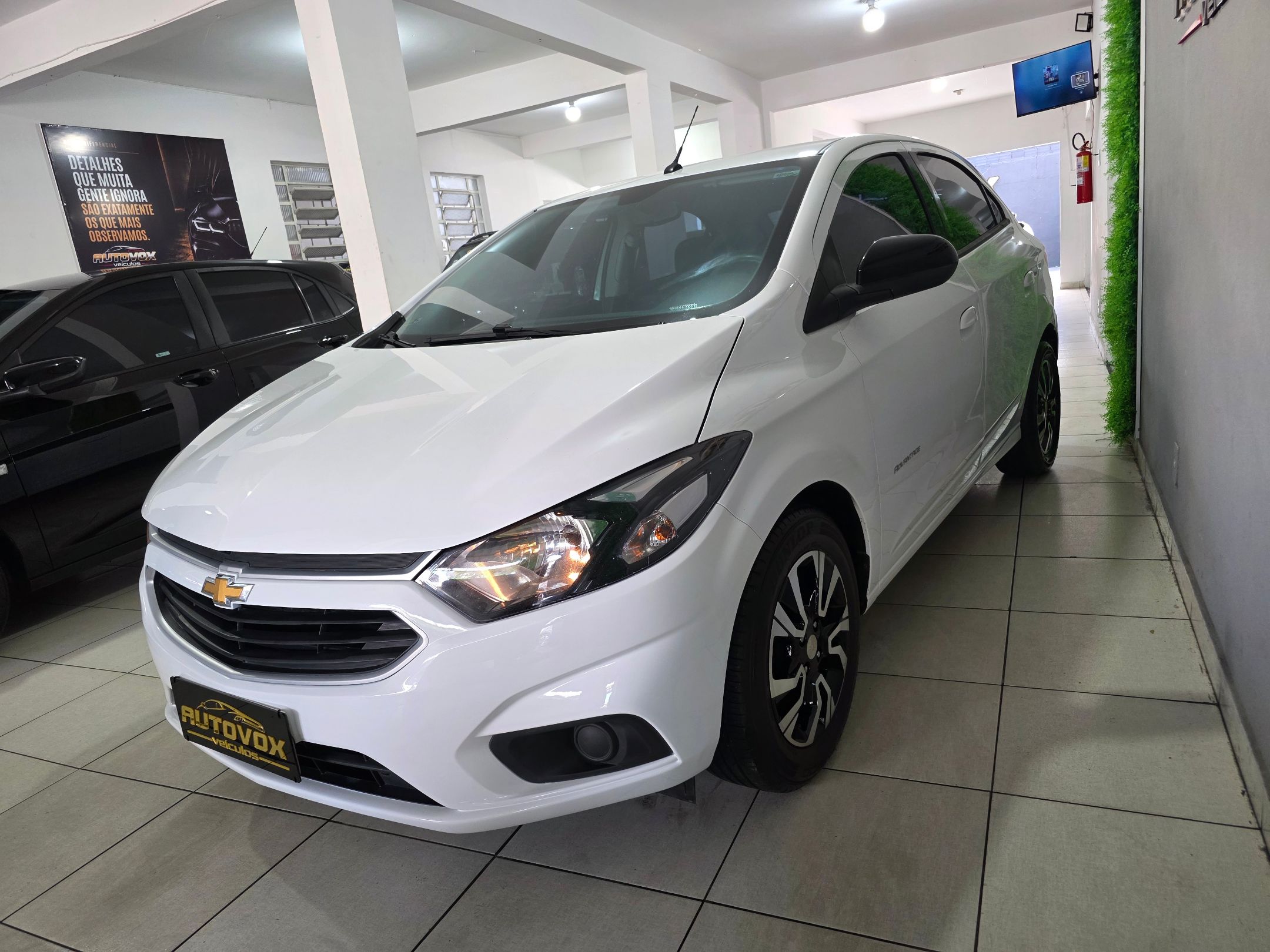 CHEVROLET ONIX 5