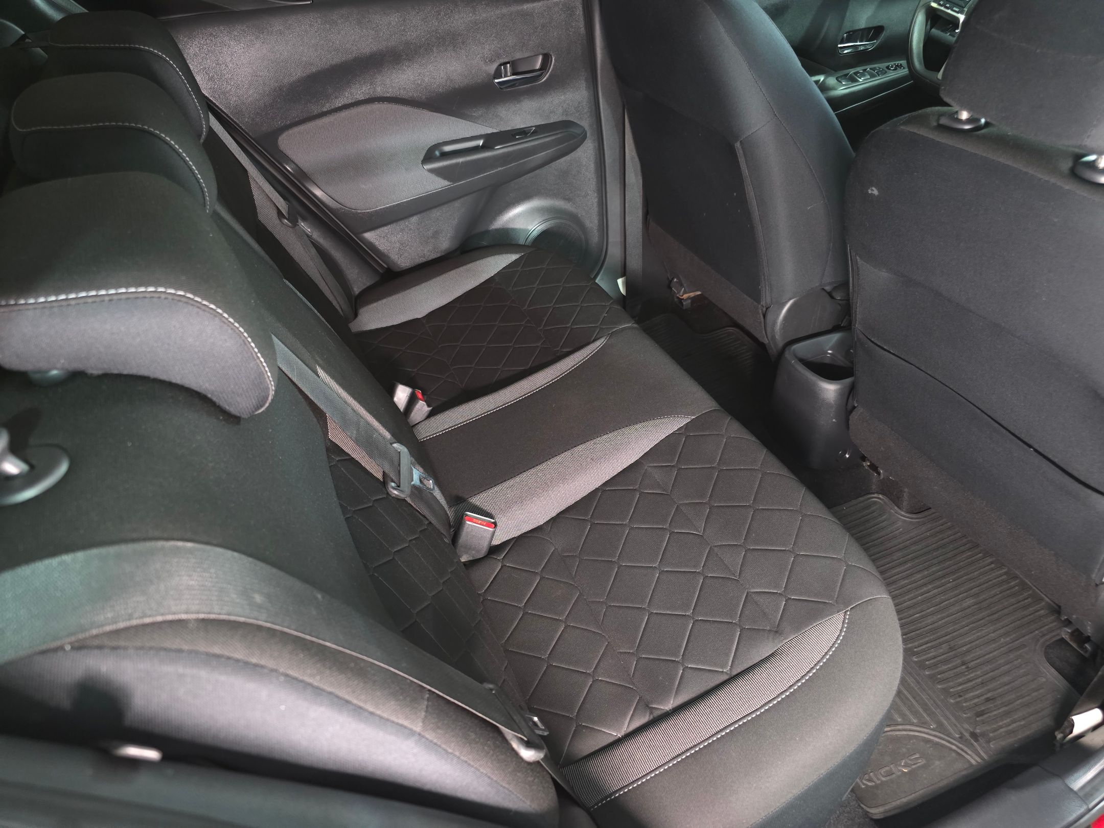 NISSAN KICKS 11