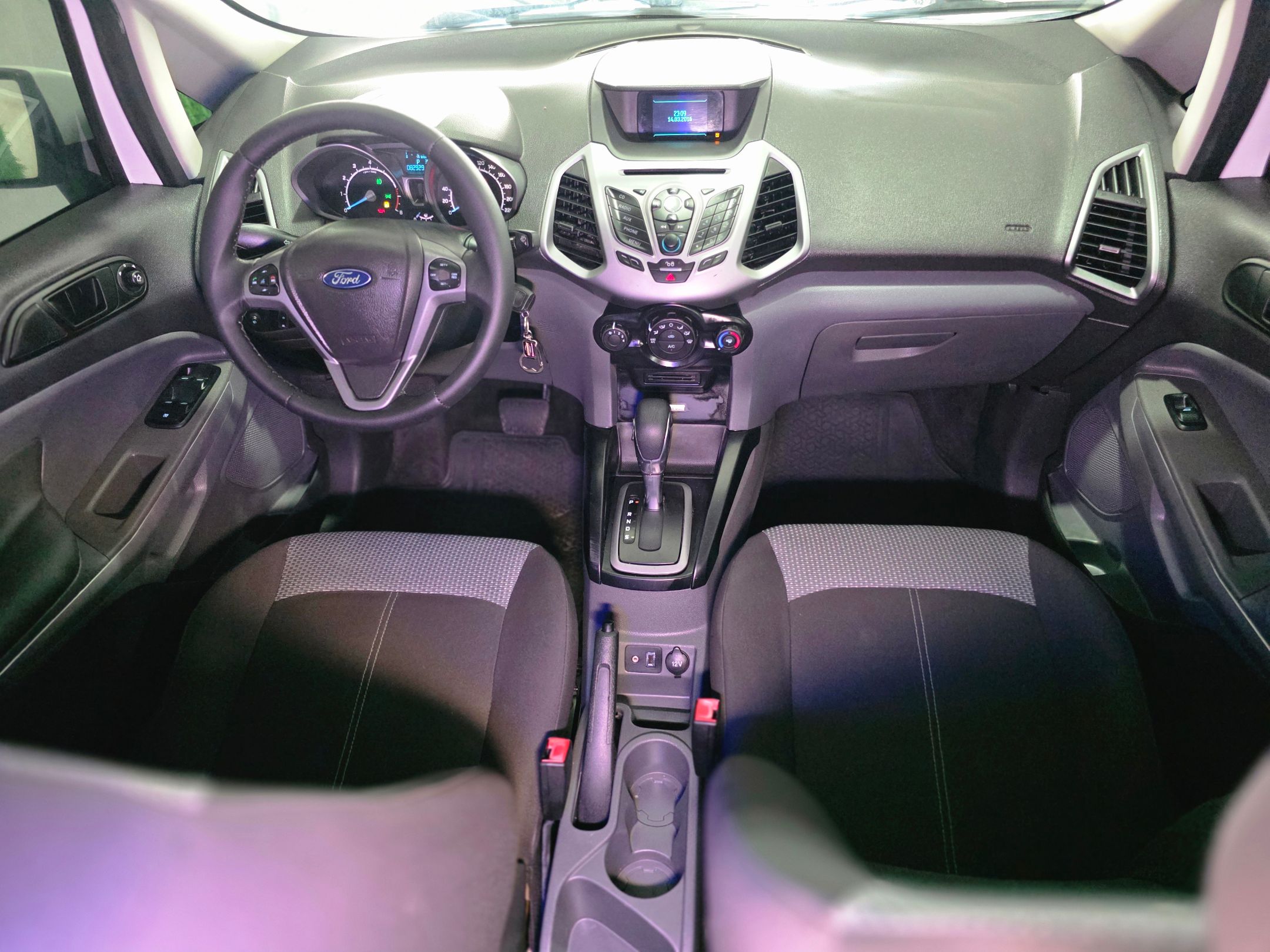 FORD ECOSPORT 11