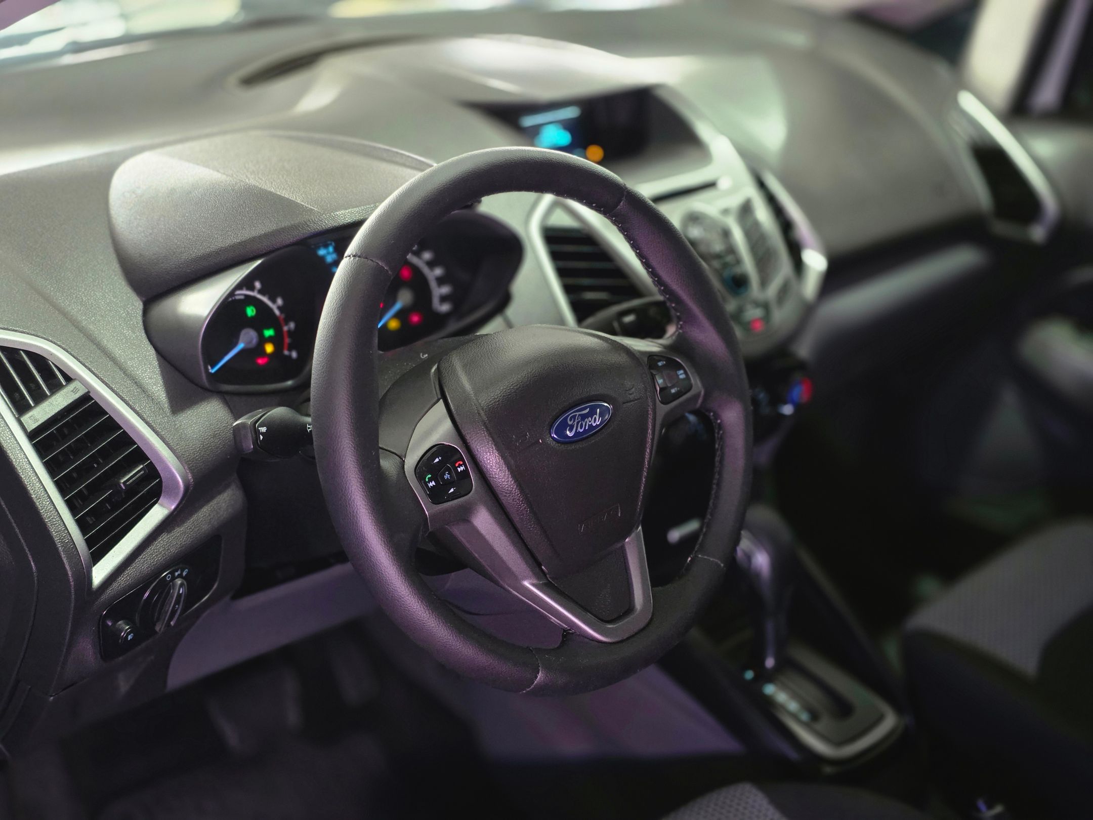 FORD ECOSPORT 12