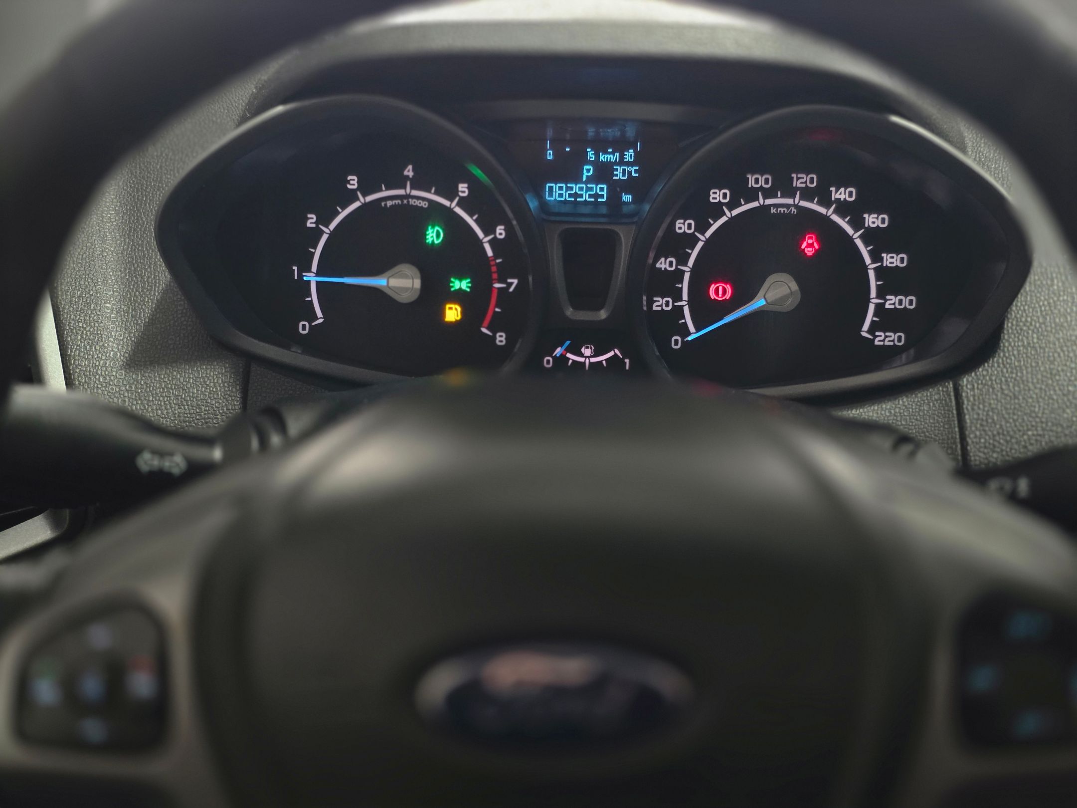 FORD ECOSPORT 13