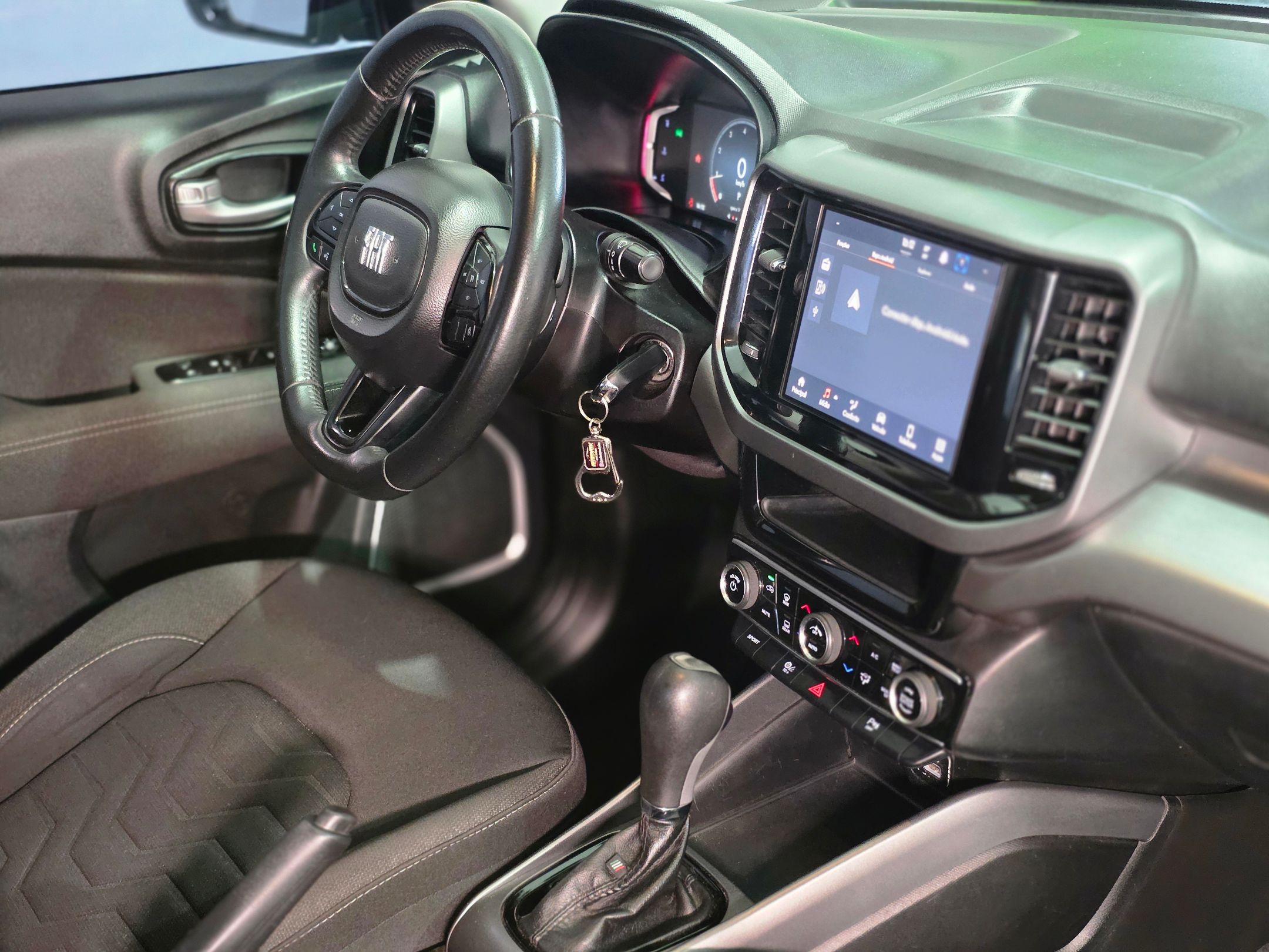 FIAT TORO 9