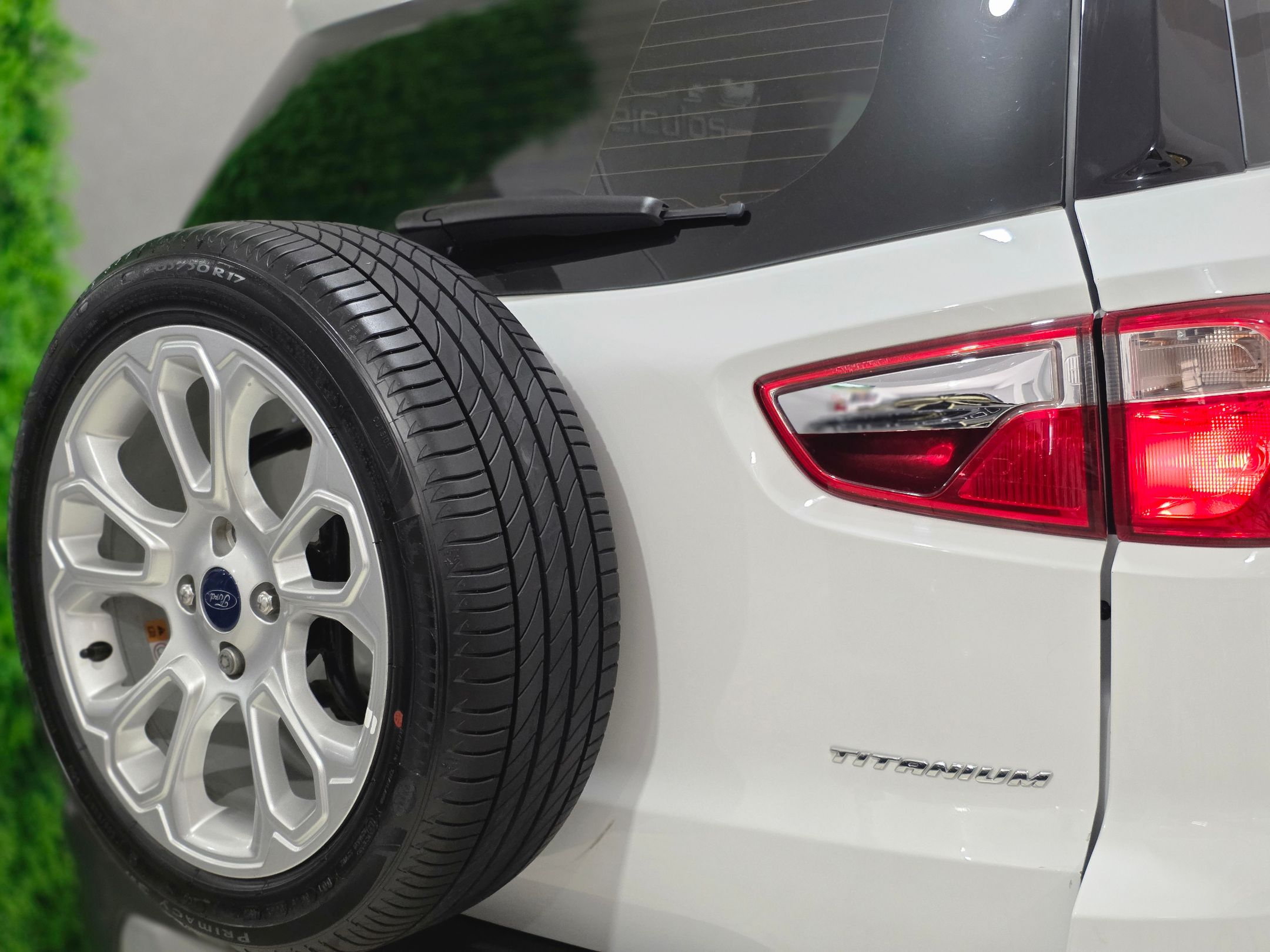 FORD ECOSPORT 8