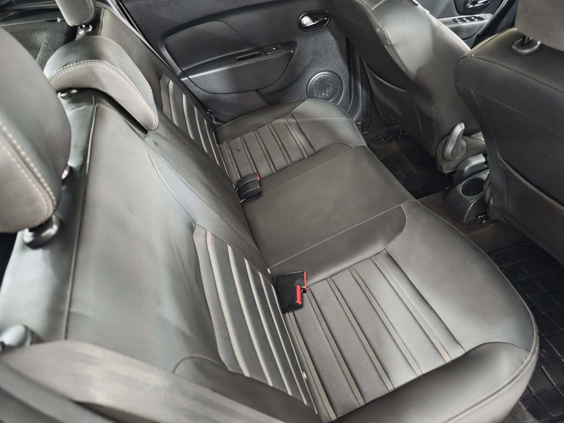 RENAULT SANDERO 12