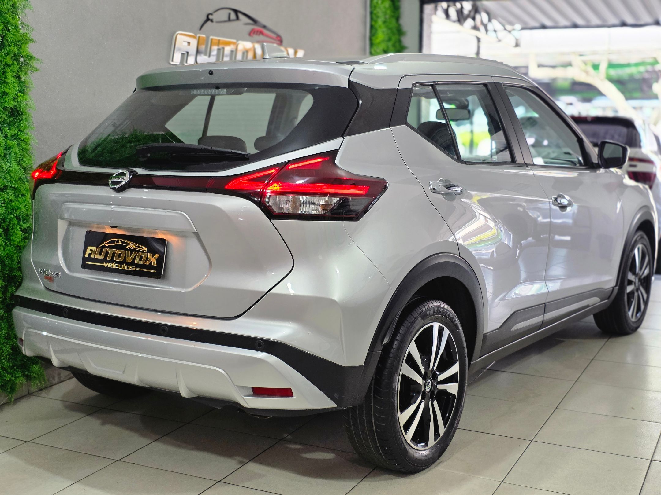 NISSAN KICKS 14