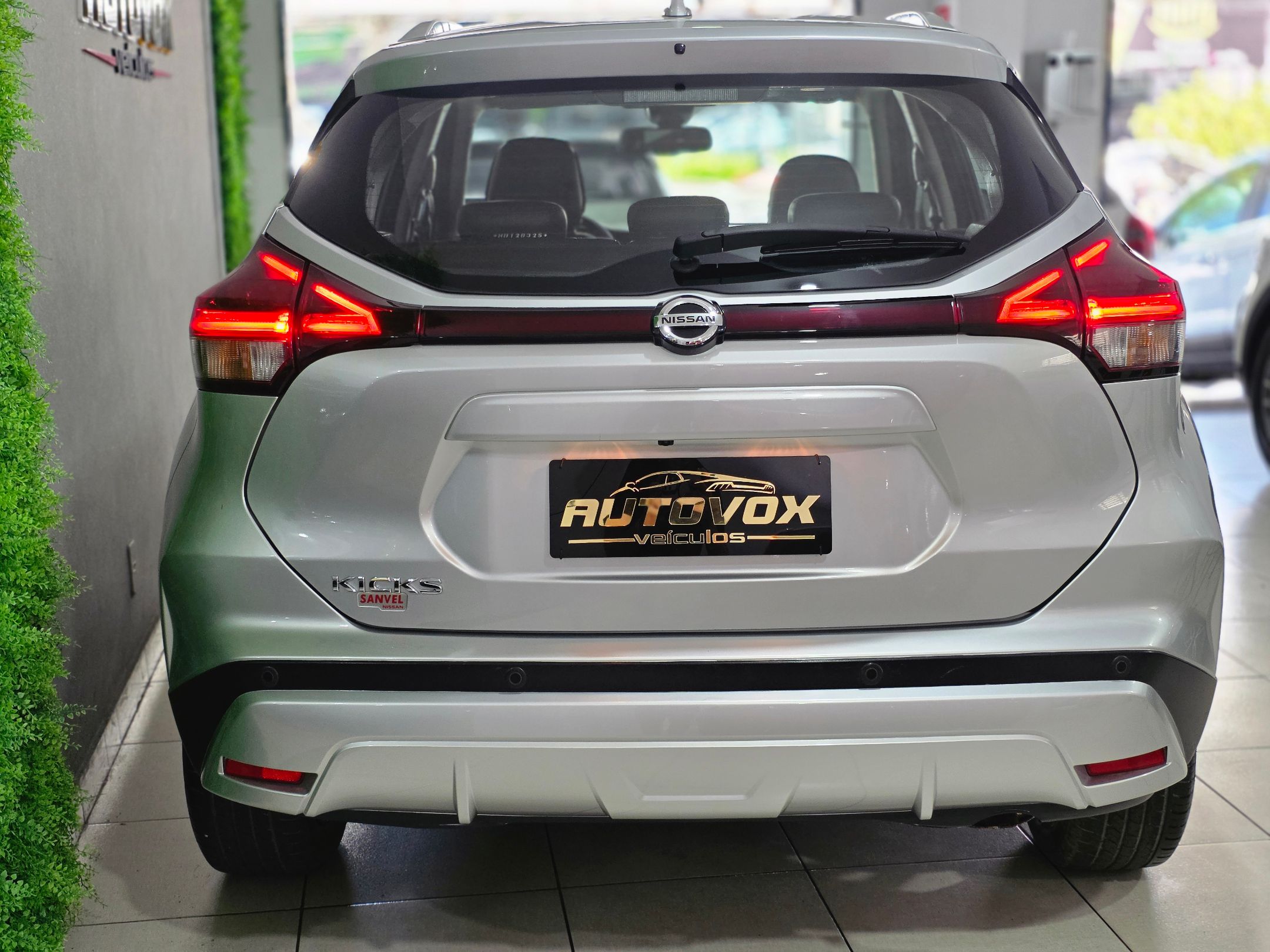 NISSAN KICKS 15