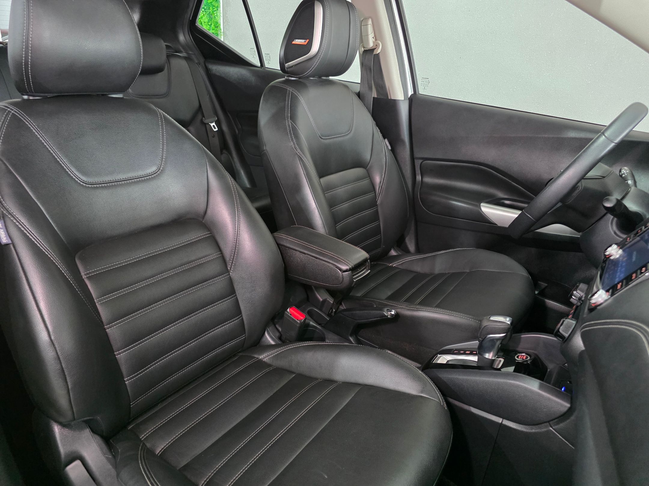 NISSAN KICKS 11