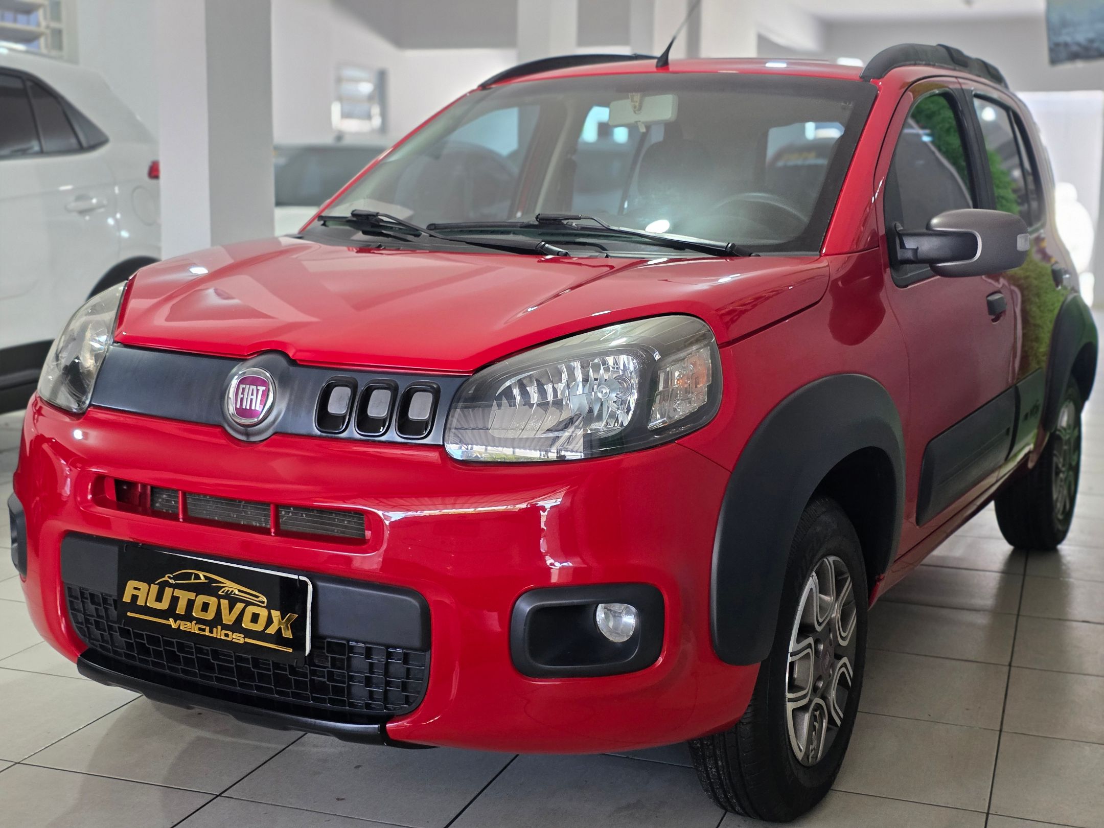 FIAT UNO 4