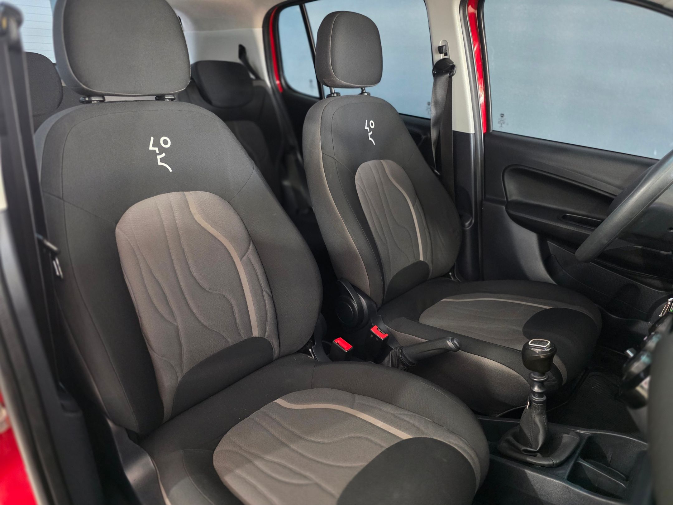 FIAT UNO 8